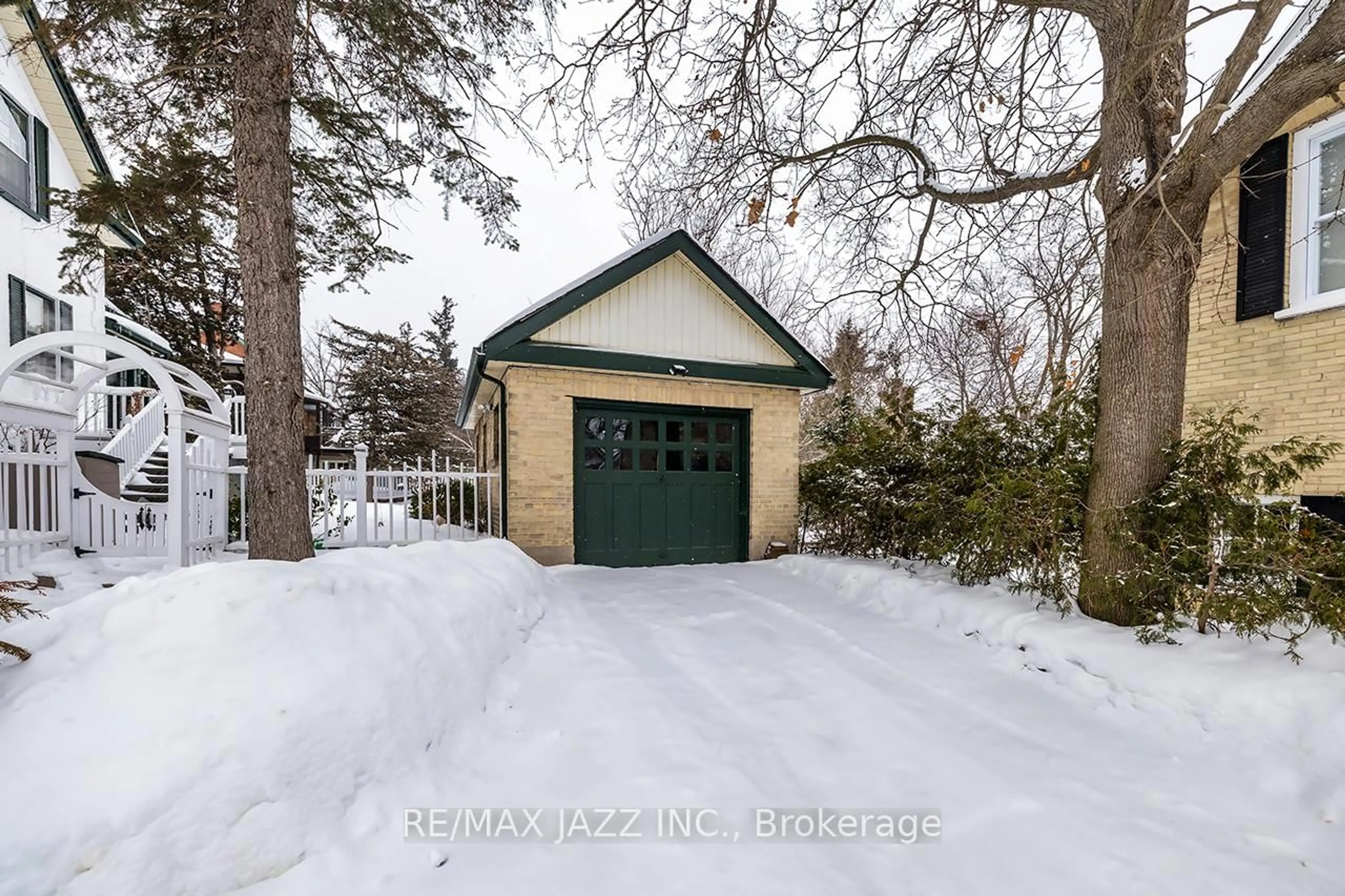 Shed for 22 Francis St, Kawartha Lakes Ontario K9V 3R6