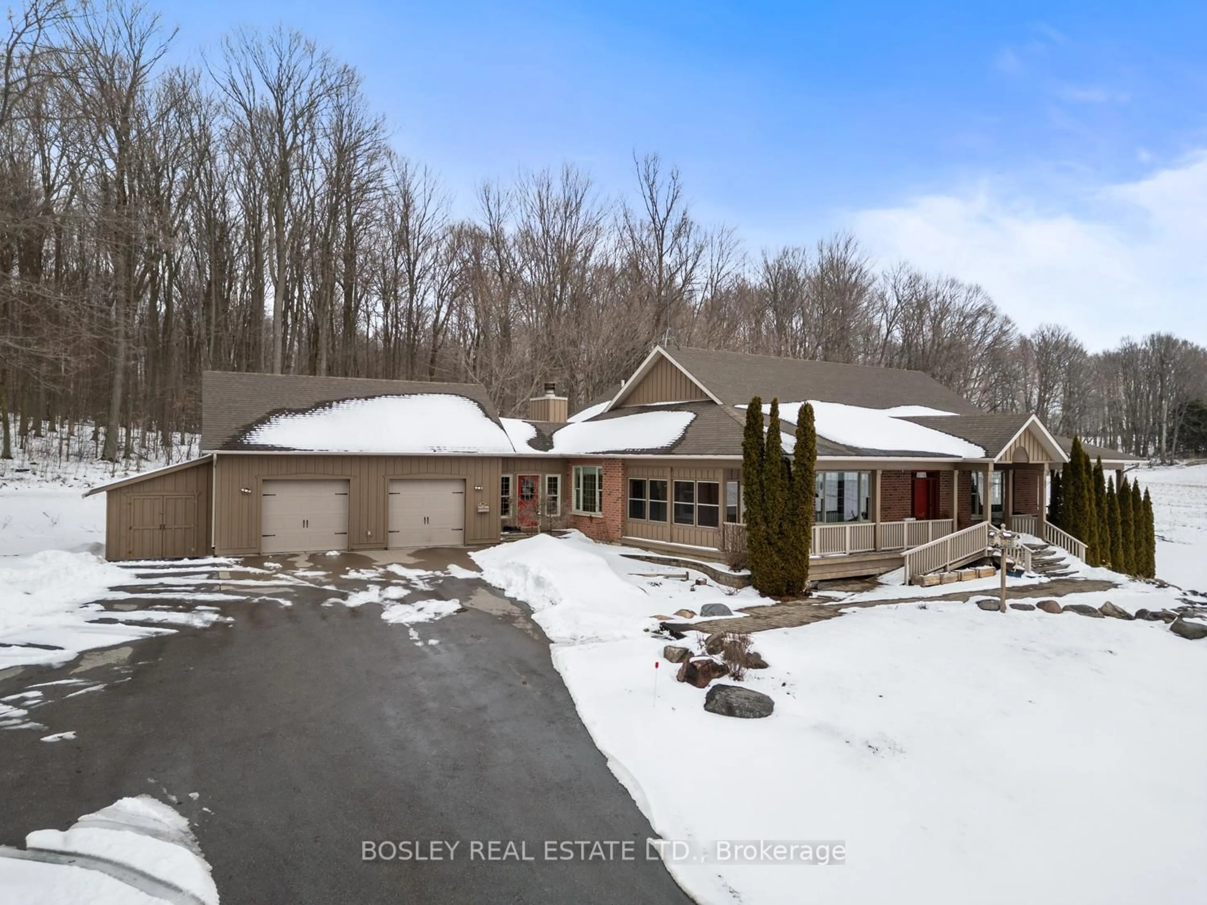 A pic from outside/outdoor area/front of a property/back of a property/a pic from drone, water/lake/river/ocean view for 10326 Community Centre Rd, Alnwick/Haldimand Ontario K0K 1C0
