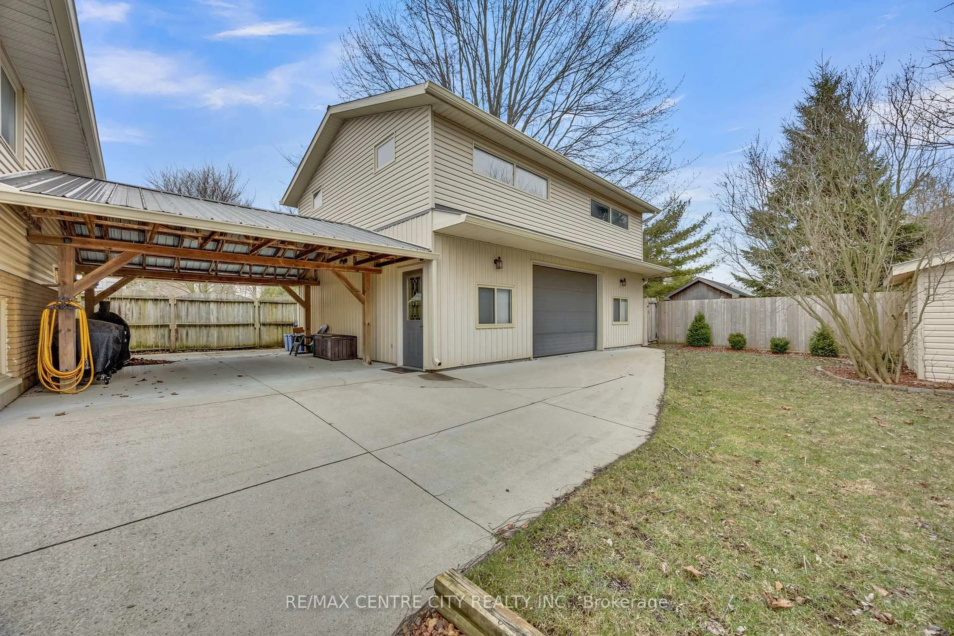 Unknown for 174 Ridge St, Dutton/Dunwich Ontario N0L 1J0