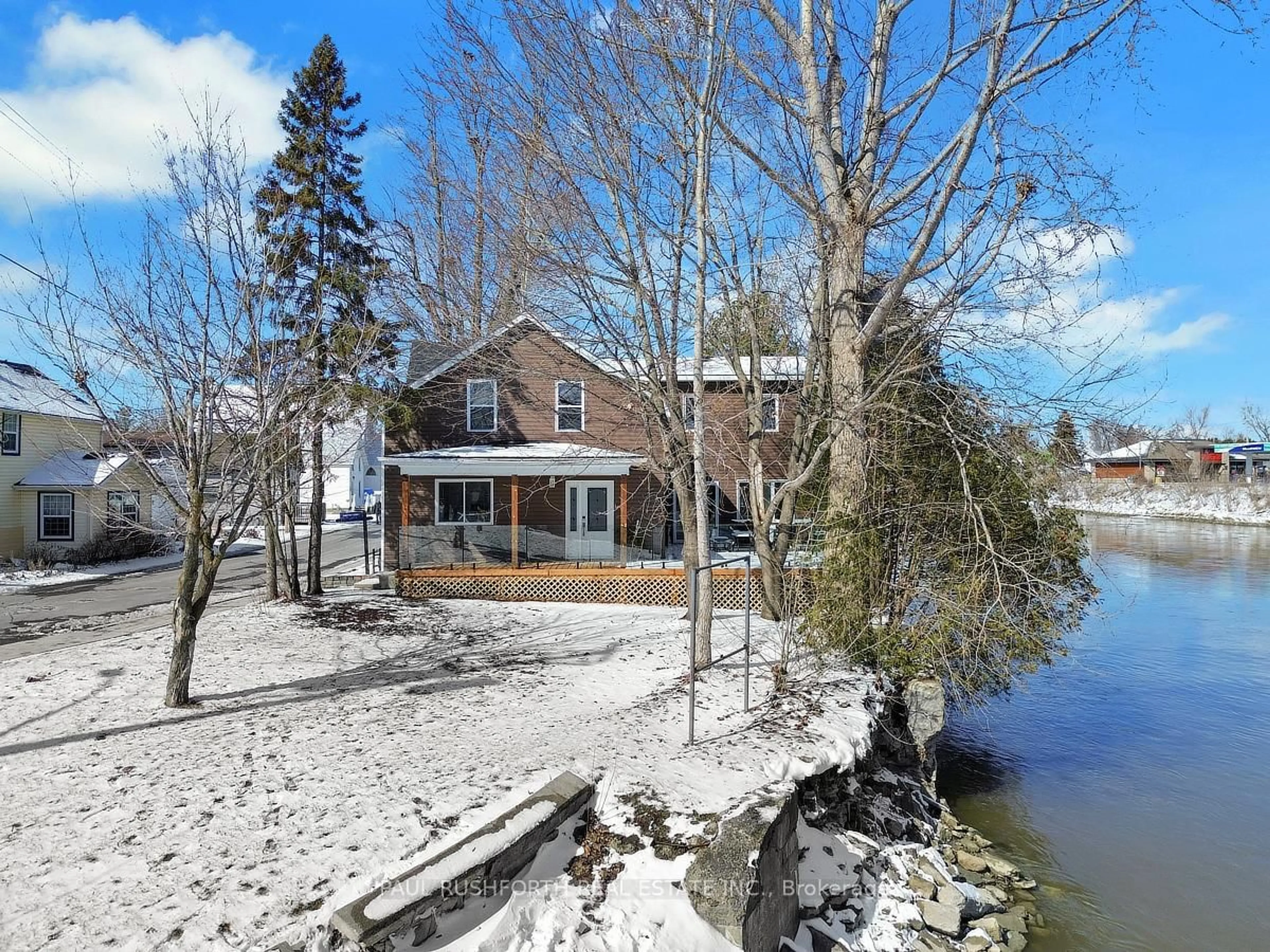 A pic from outside/outdoor area/front of a property/back of a property/a pic from drone, water/lake/river/ocean view for 9 Mill St, North Dundas Ontario K0C 1H0