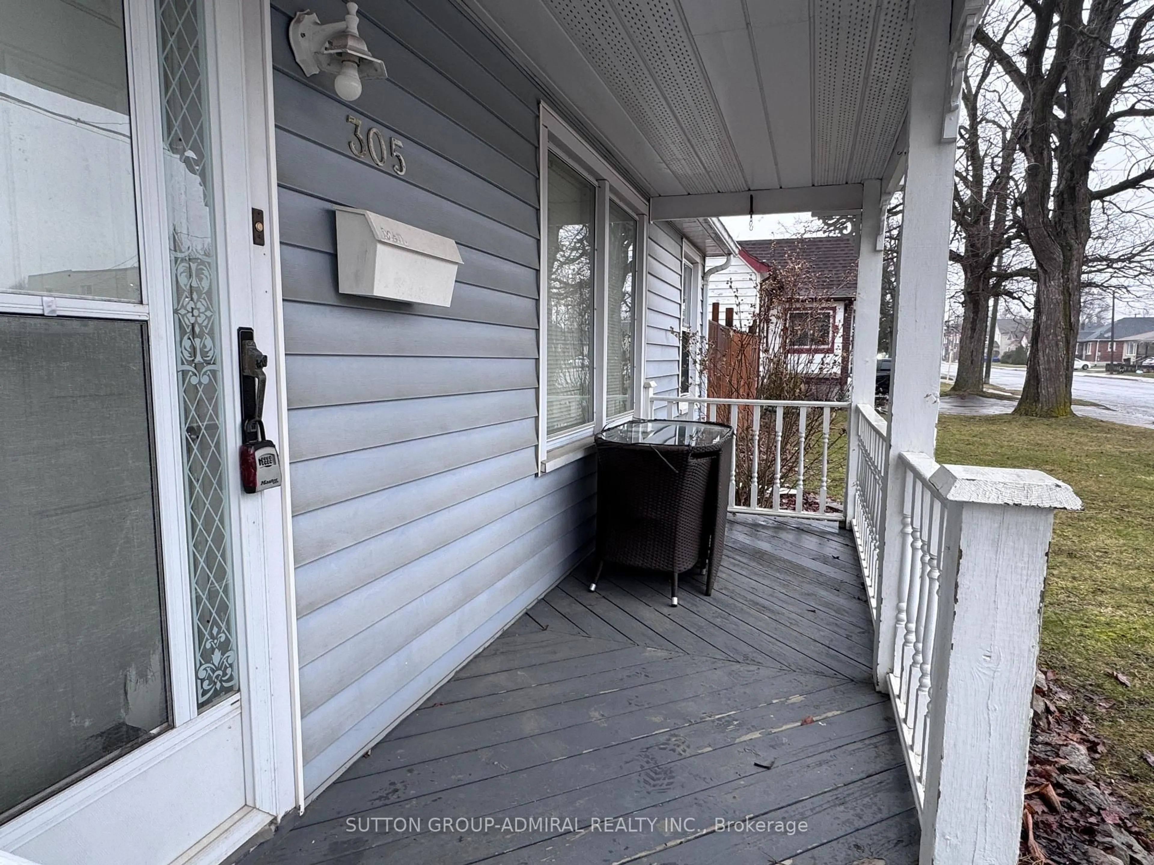 Unknown for 305 Crowland Ave, Welland Ontario L3B 1X5