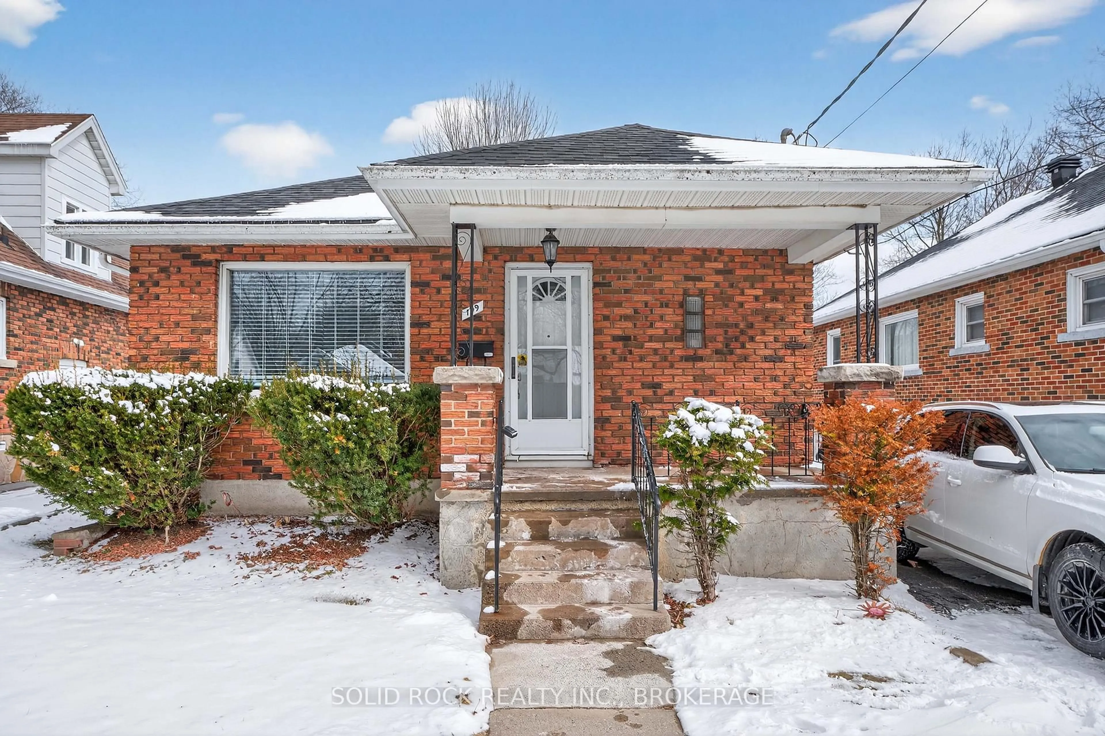 Home with brick exterior material, street for 199 Helen St, Kingston Ontario K7L 4P5
