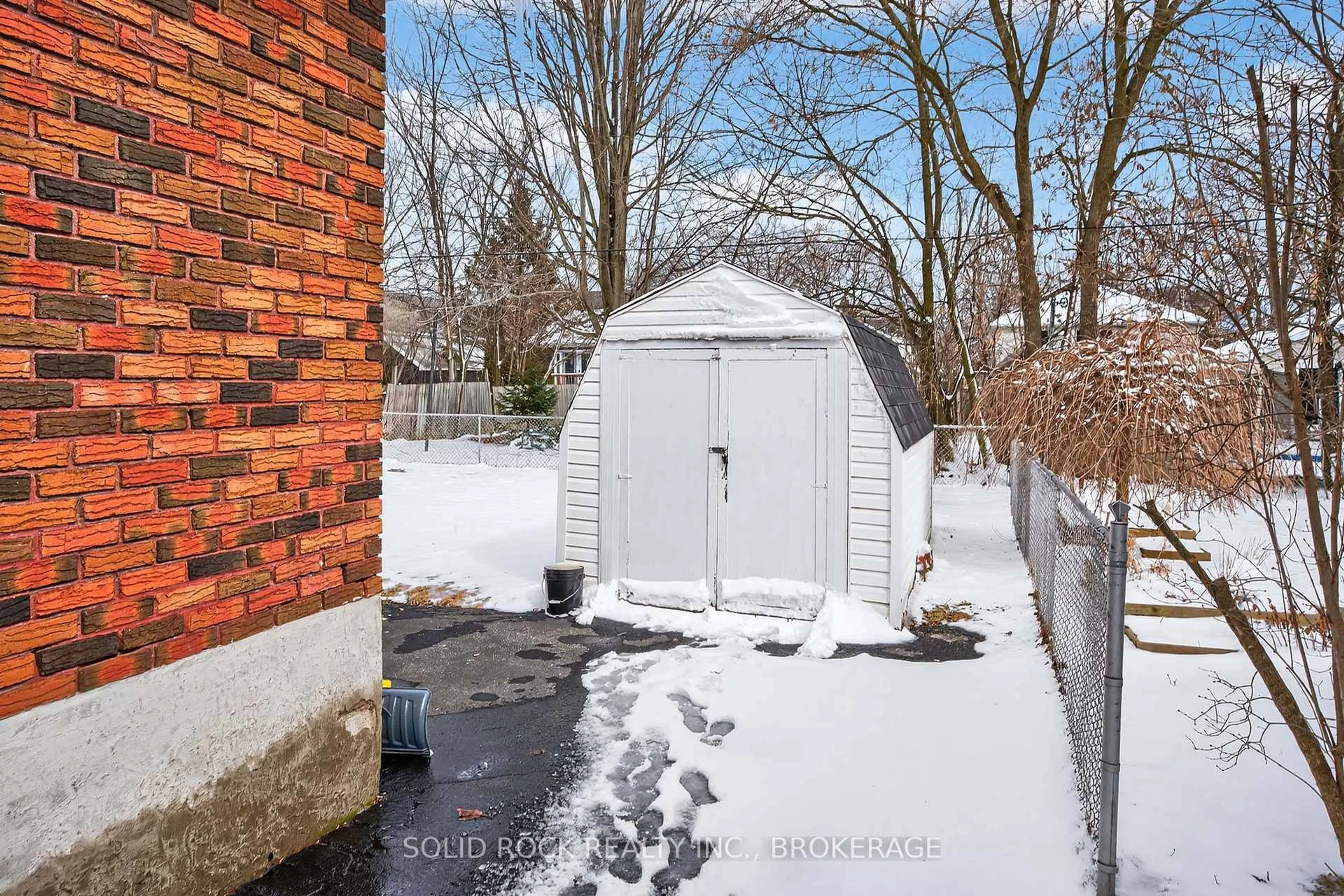 Unknown for 199 Helen St, Kingston Ontario K7L 4P5