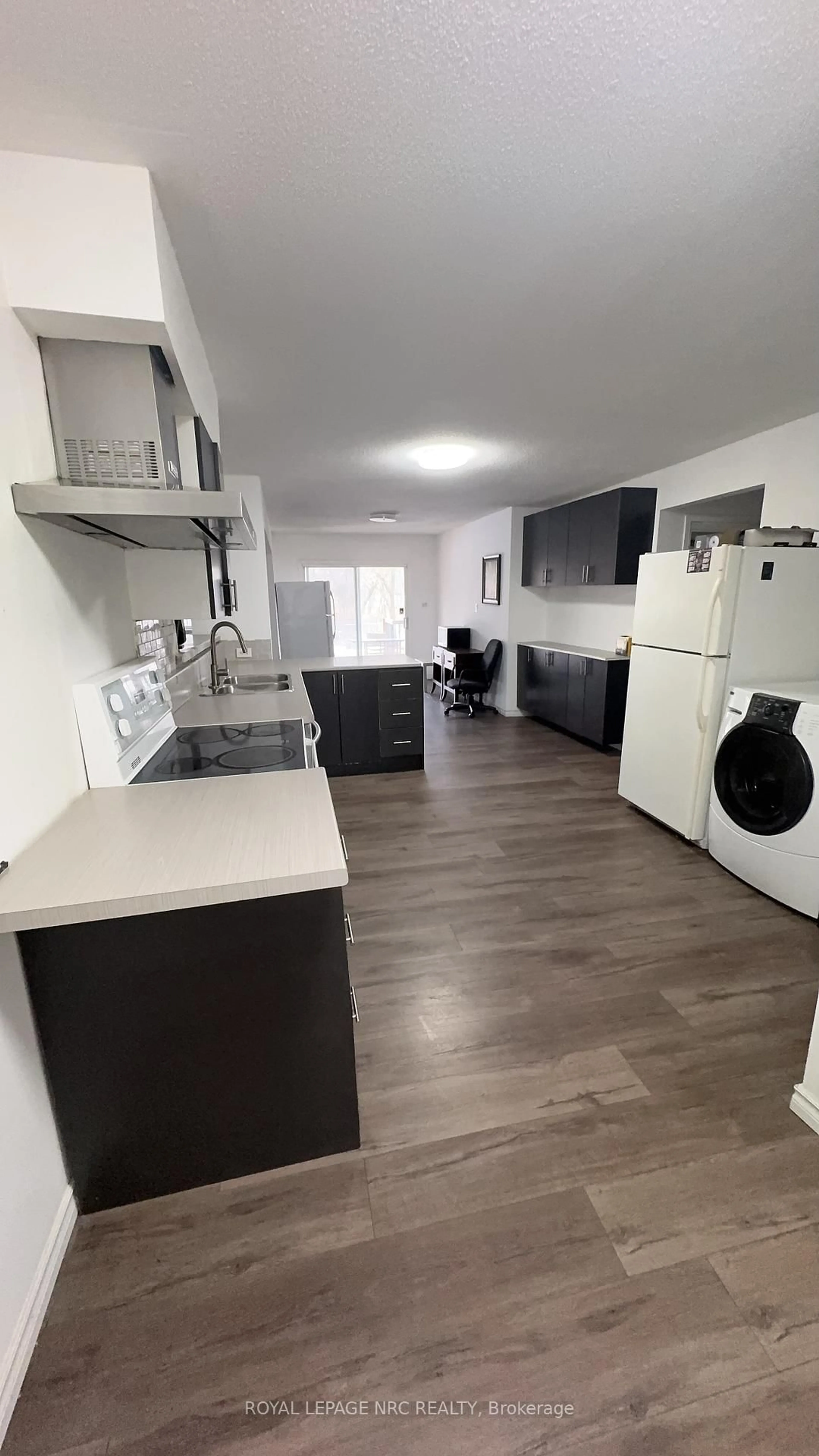 Unknown for 6A Pearl Ann Dr, St. Catharines Ontario L2T 3B3