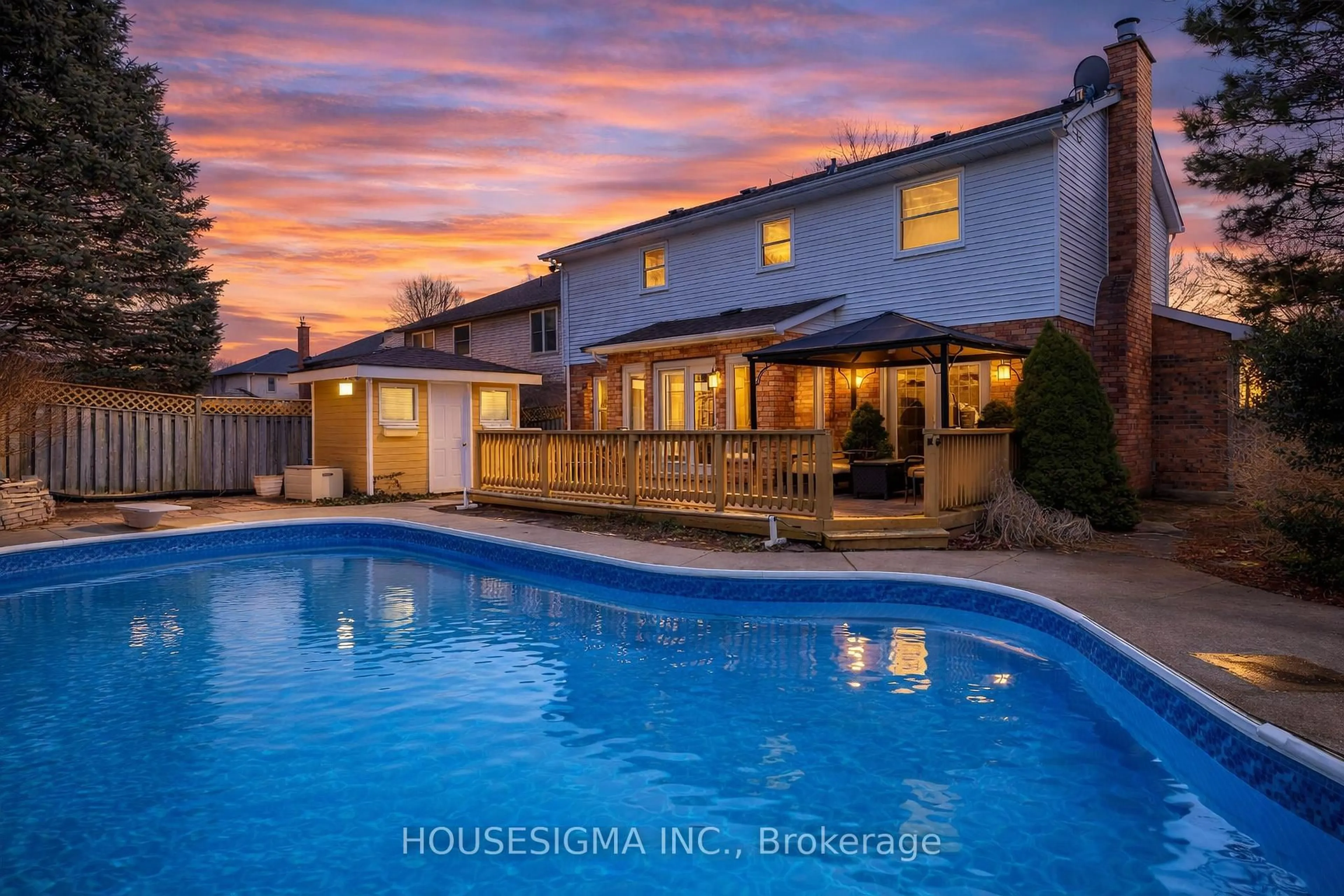 Pool for 18 Jennifer Gdns, London North Ontario N5X 3K8