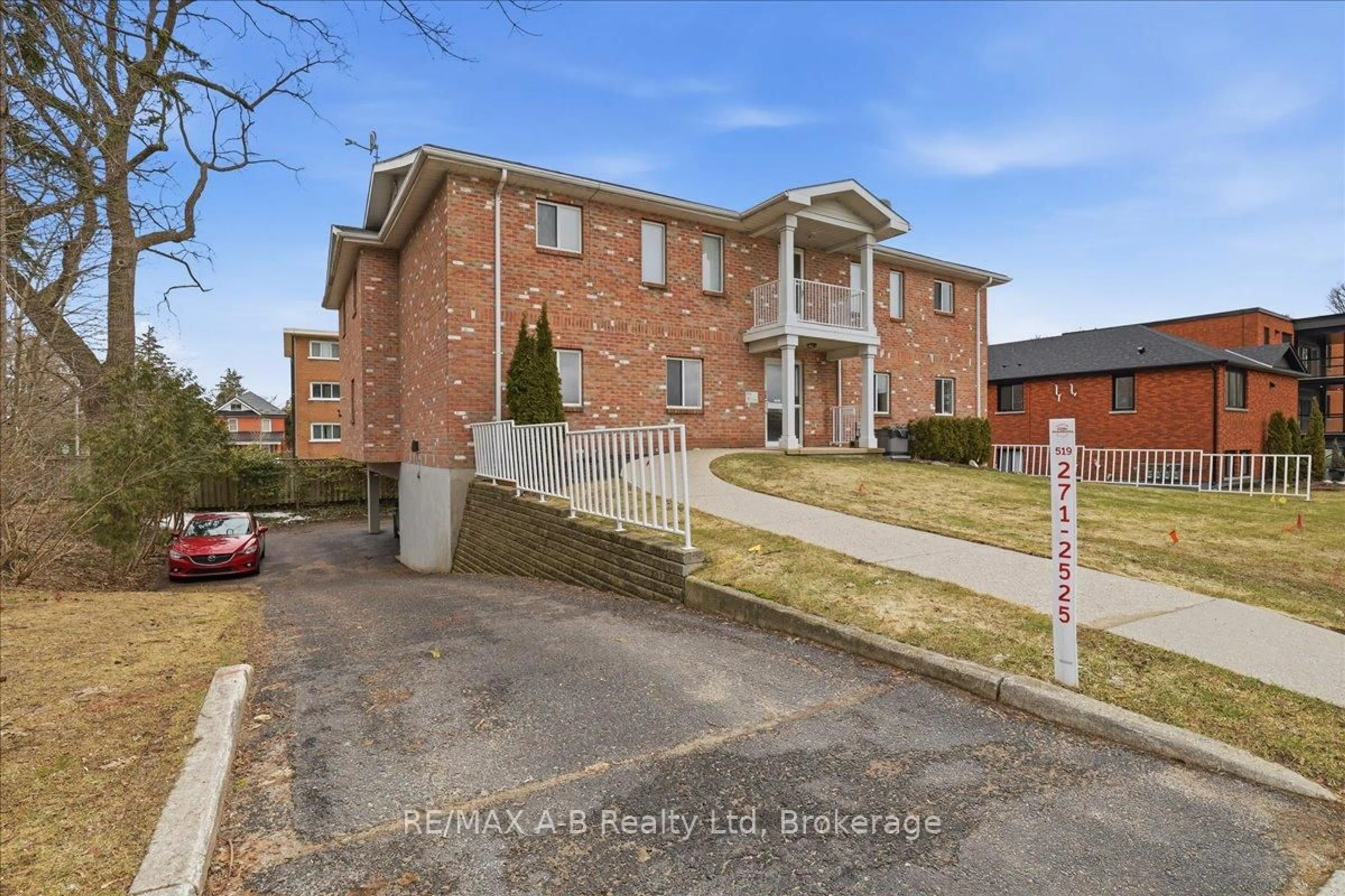 A pic from outside/outdoor area/front of a property/back of a property/a pic from drone, street for 84 Church St #1, Stratford Ontario N5A 2R2