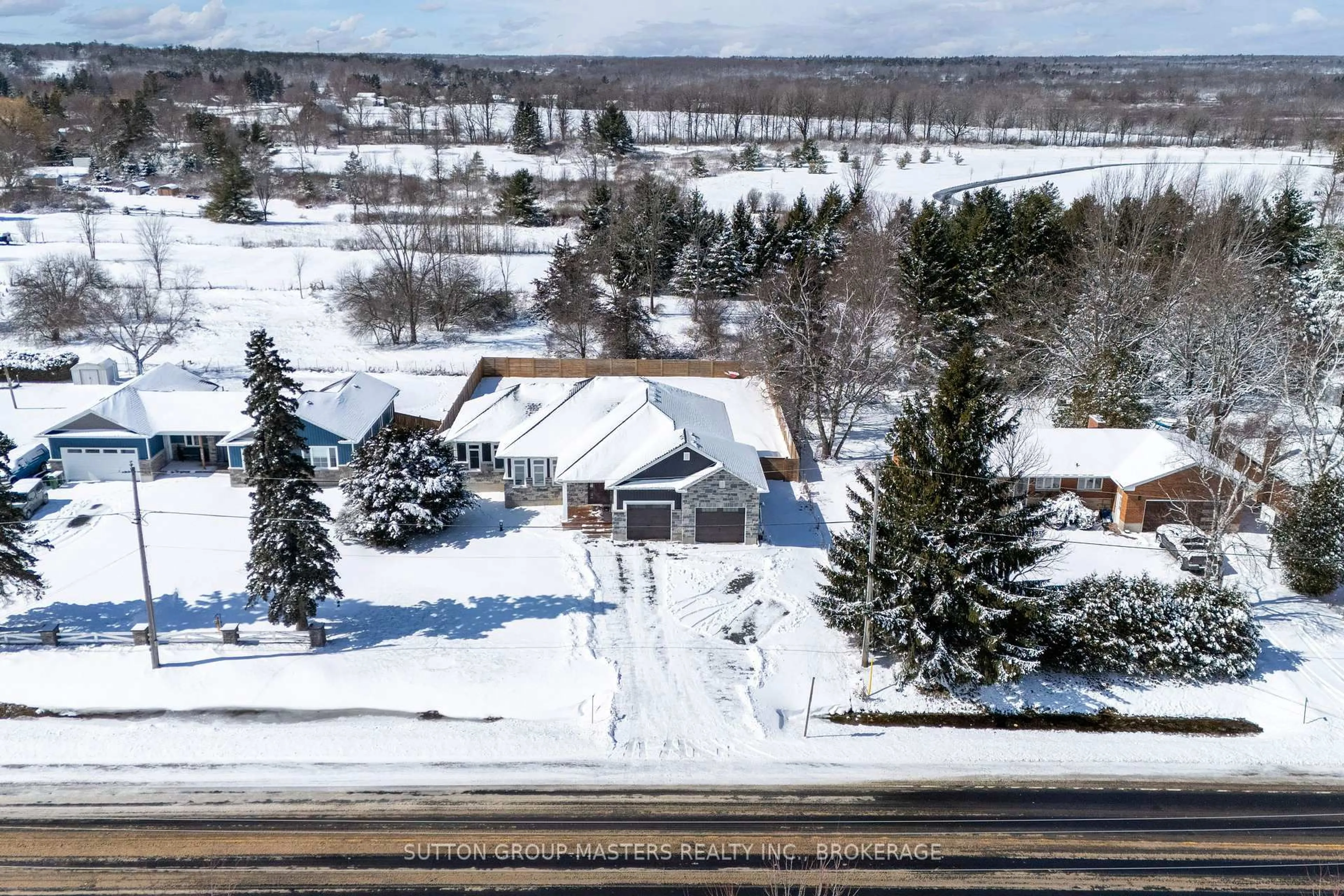 A pic from outside/outdoor area/front of a property/back of a property/a pic from drone, street for 2483 Perth Rd, Kingston Ontario K0H 1S0