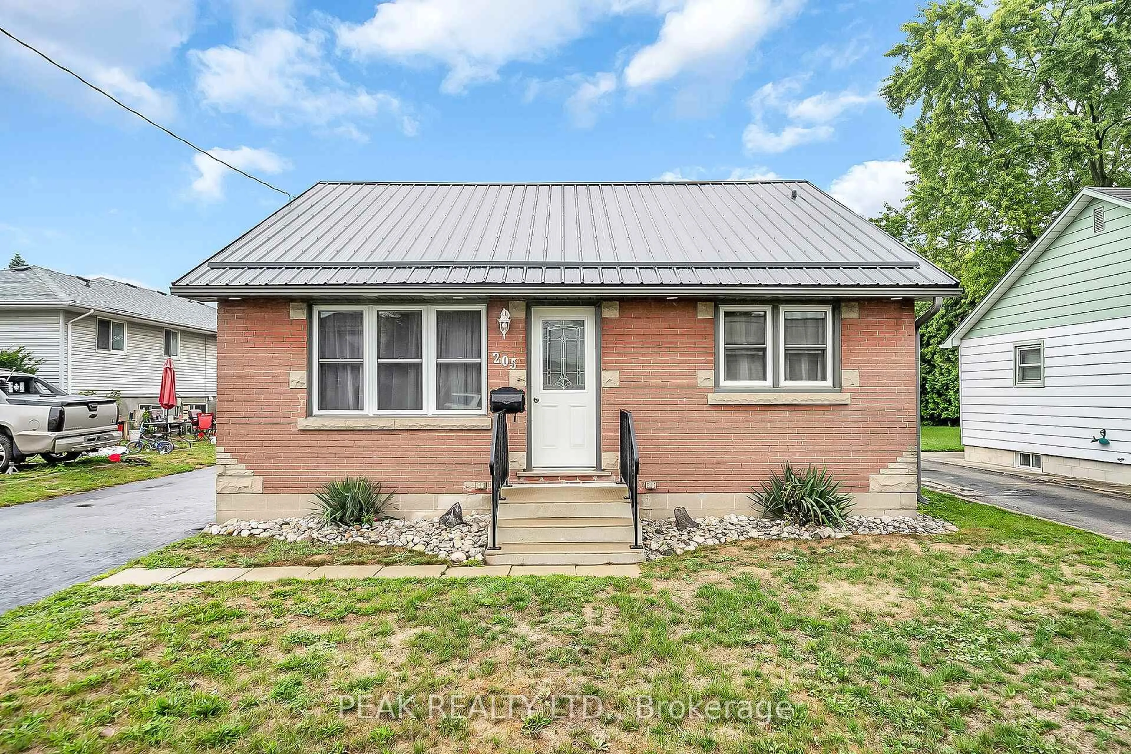 Home with brick exterior material, street for 205 Crysler St, Norfolk Ontario N4B 1H9