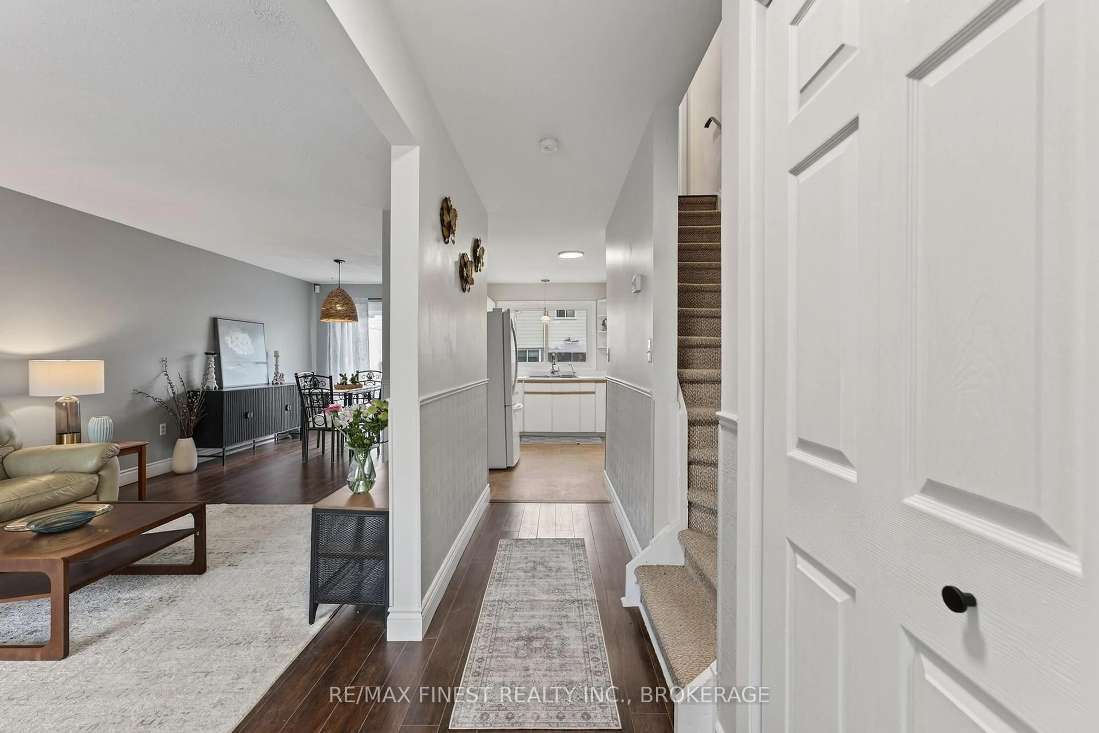 Indoor entryway for 30 Addington St #4, Loyalist Ontario K7N 1C5