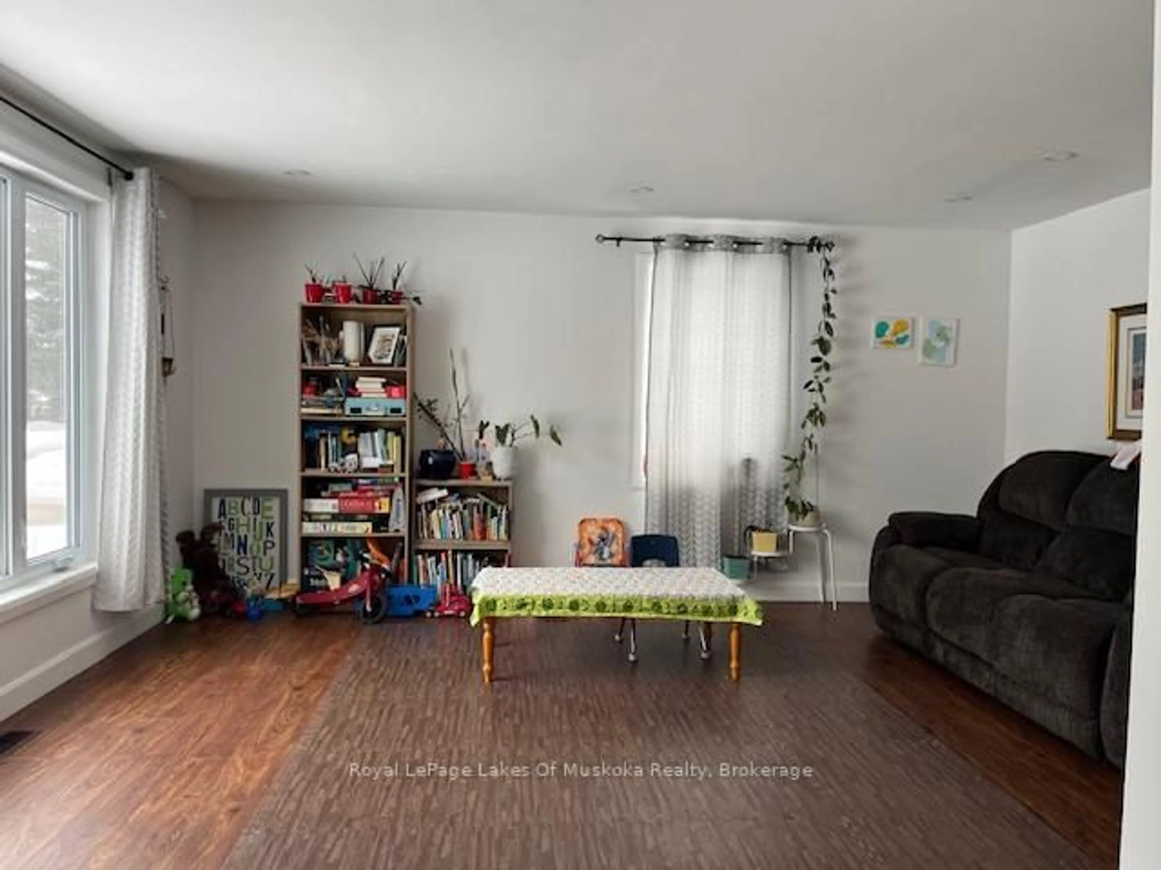 A pic of a room for 27 Lincoln Ave, South River Ontario P0A 1X0