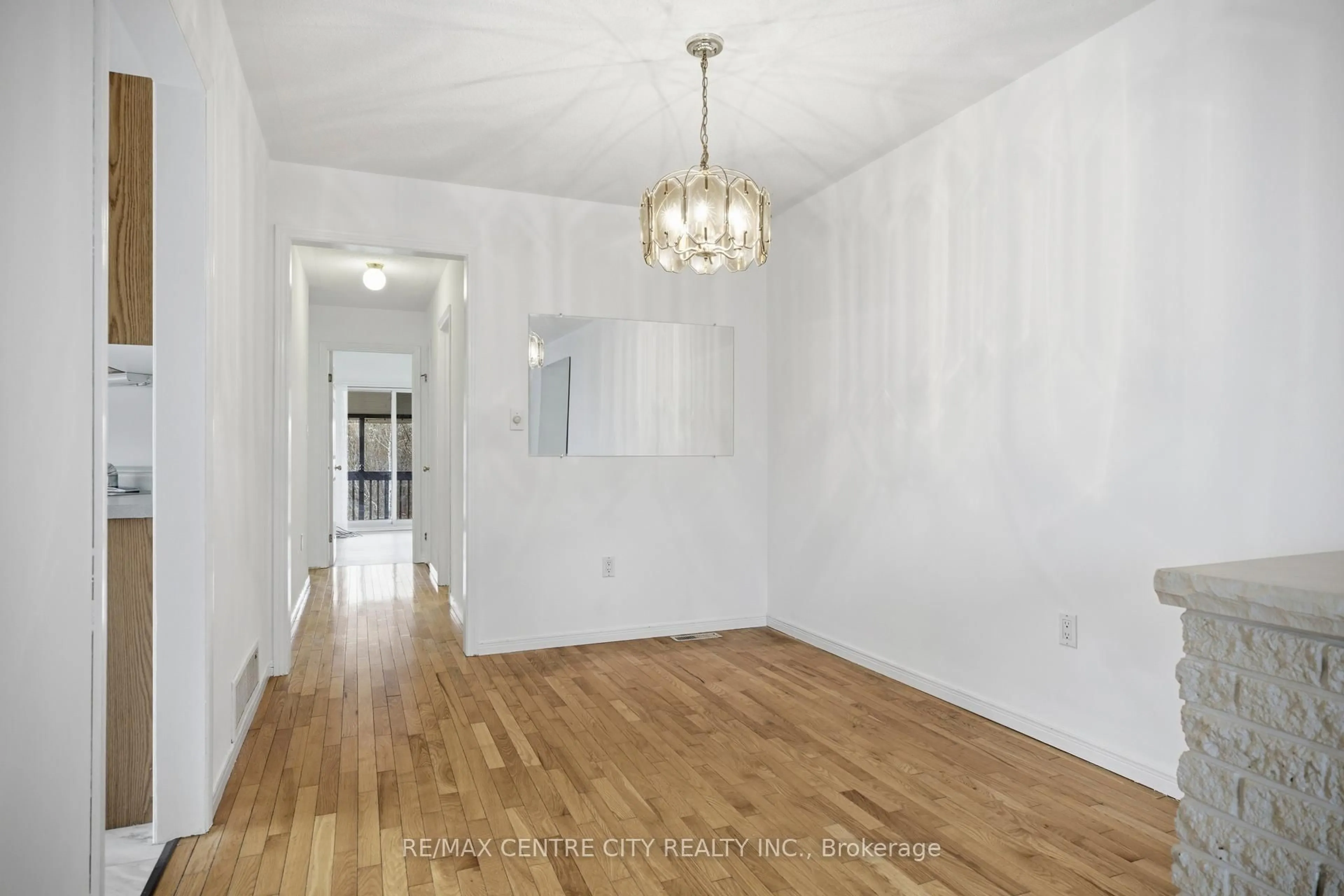 Unknown for 14 Juno Dr, St. Thomas Ontario N5R 6C3