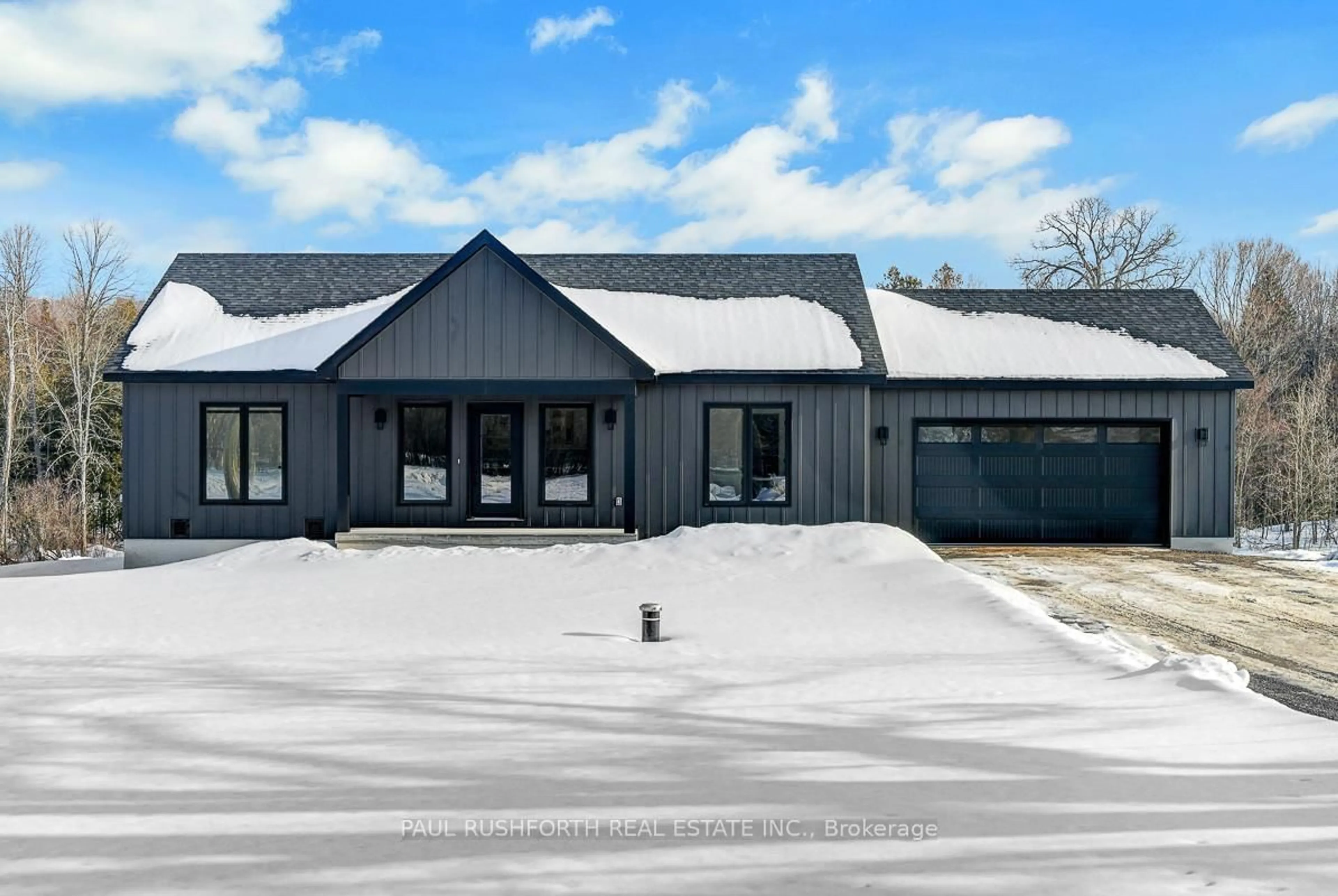A pic from outside/outdoor area/front of a property/back of a property/a pic from drone, building for 1207 Rae Rd, Almonte Ontario K0A 1A0