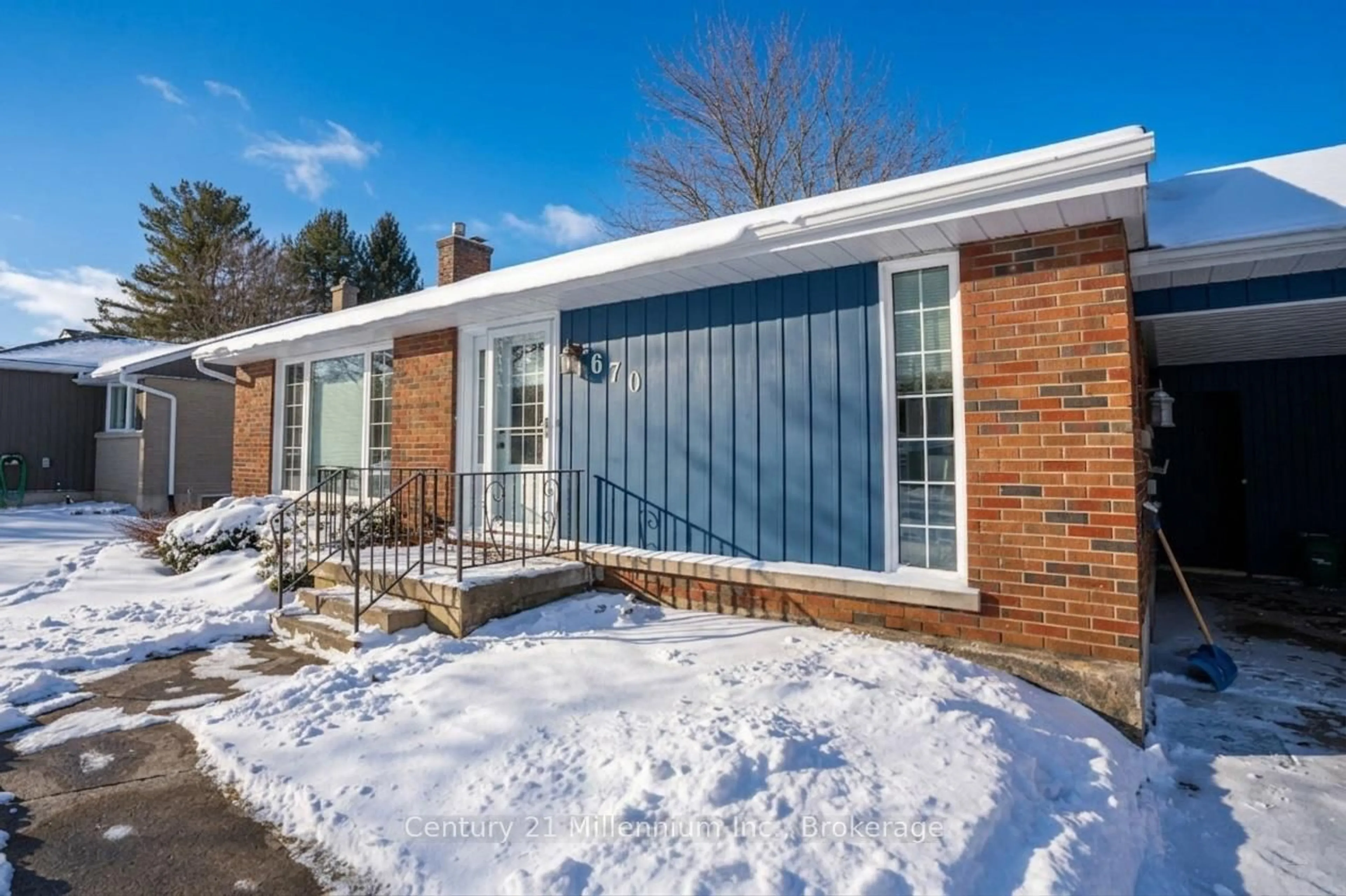 Home with brick exterior material, street for 670 5th A Ave, Owen Sound Ontario N4K 5C9