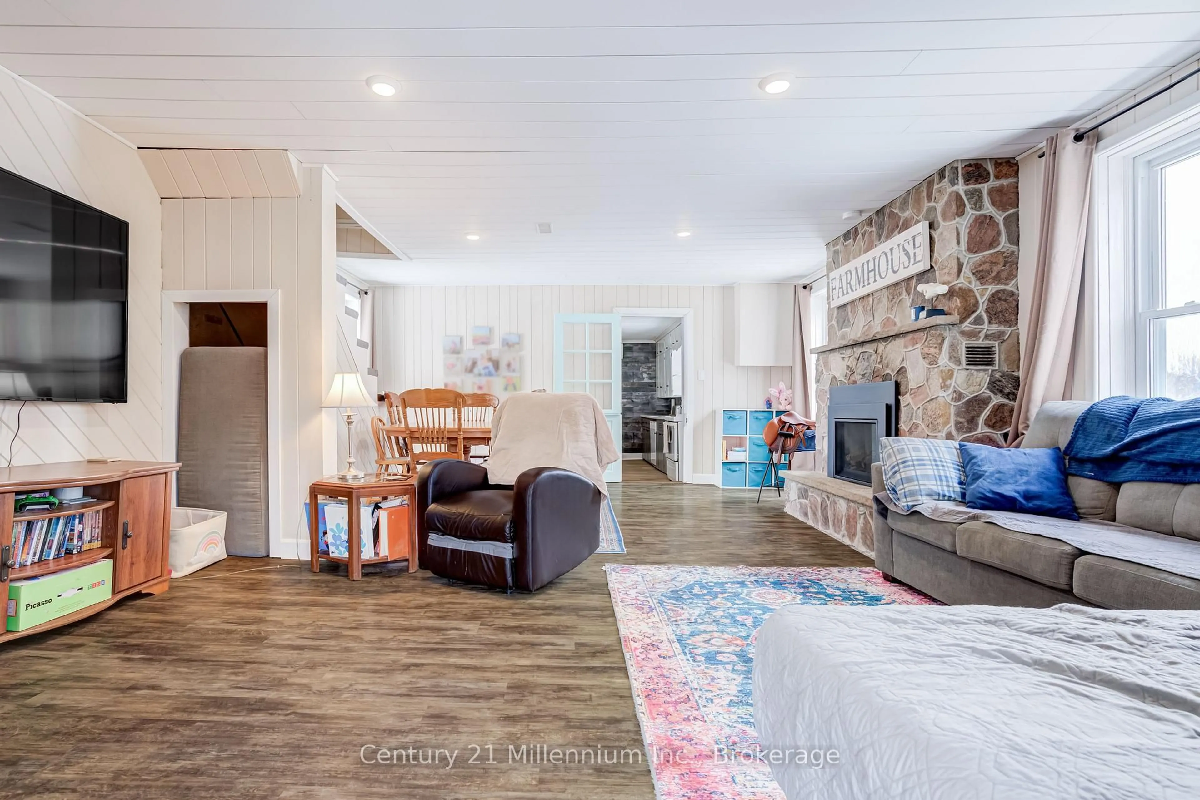 Unknown for 441090 Elm St, Georgian Bluffs Ontario N0H 2T0