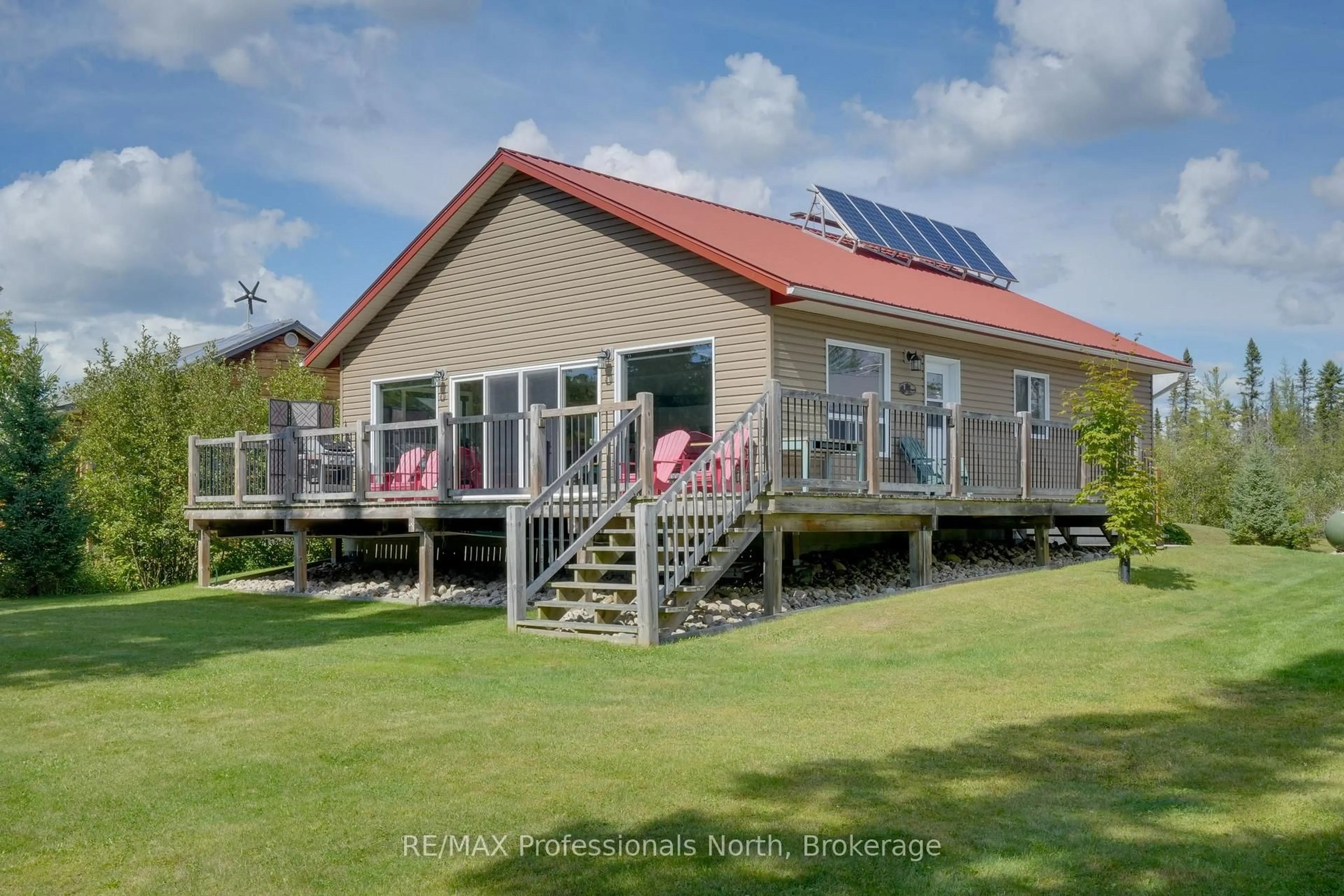 A pic from outside/outdoor area/front of a property/back of a property/a pic from drone, building for 939 Springhill Rd, Ryerson Ontario P0A 1A0