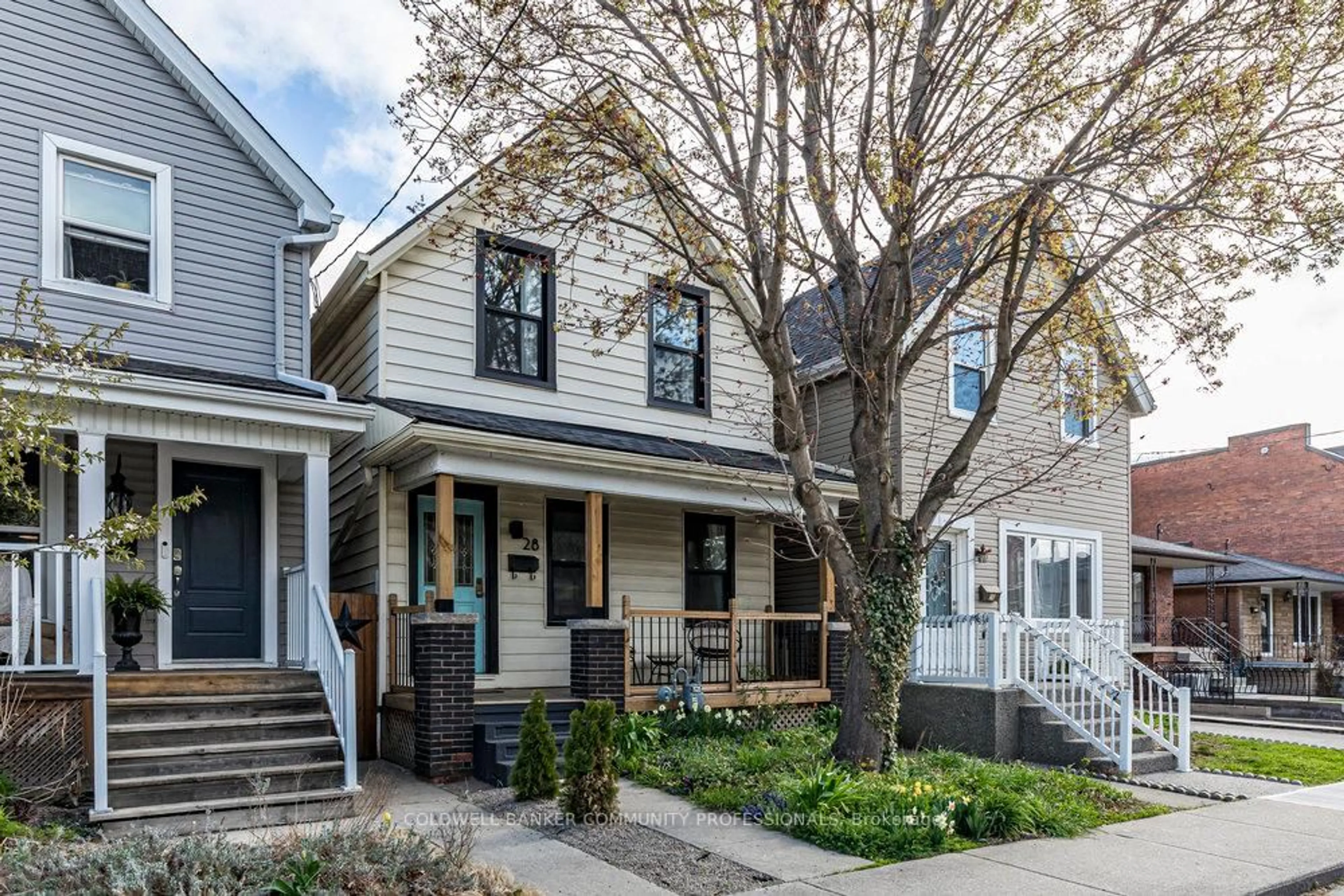 Home with brick exterior material, street for 28 Picton St, Hamilton Ontario L8L 1E2