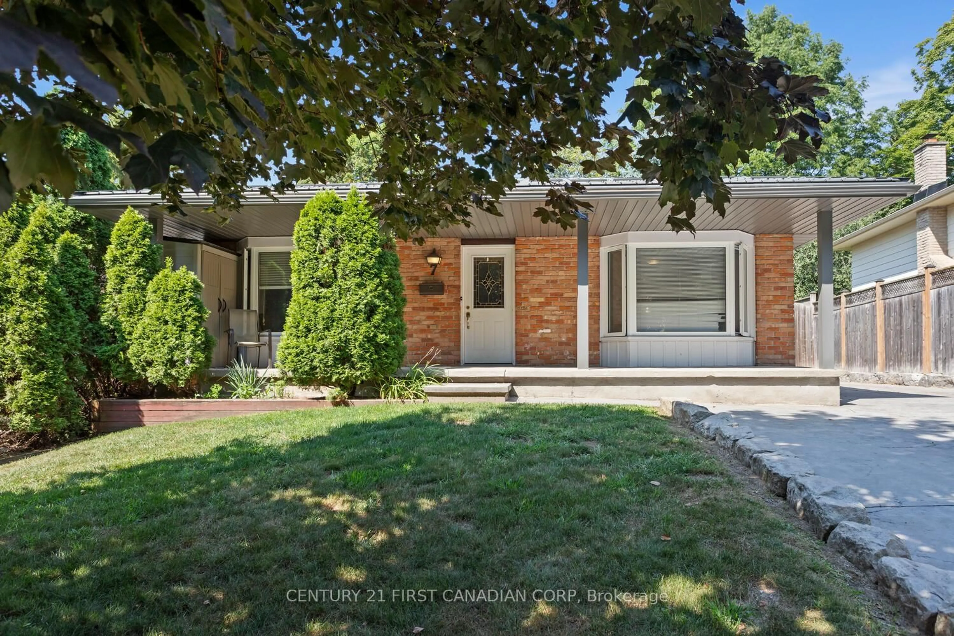 Home with brick exterior material, street for 7 Rollscourt Gdns, London North Ontario N6G 1L9