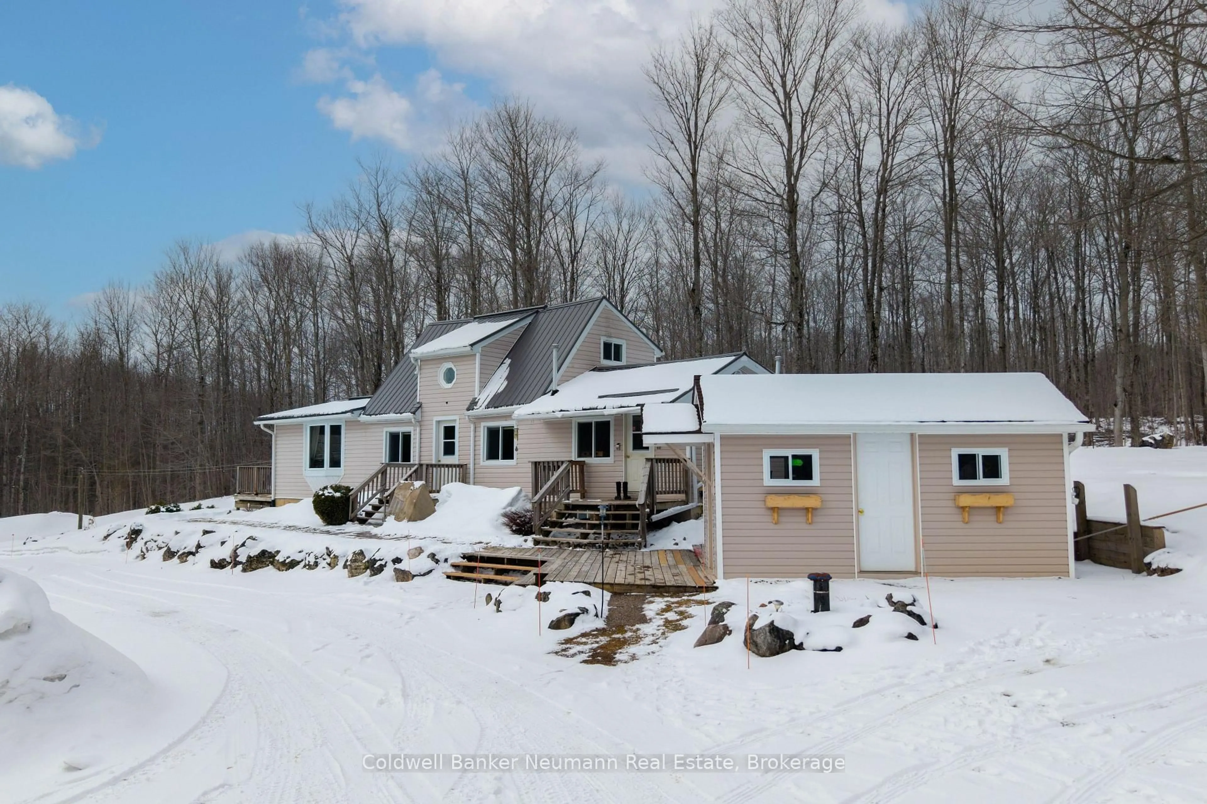 A pic from outside/outdoor area/front of a property/back of a property/a pic from drone, unknown for 825173 Grey Road 40 Rd, Grey Highlands Ontario N0C 1H0