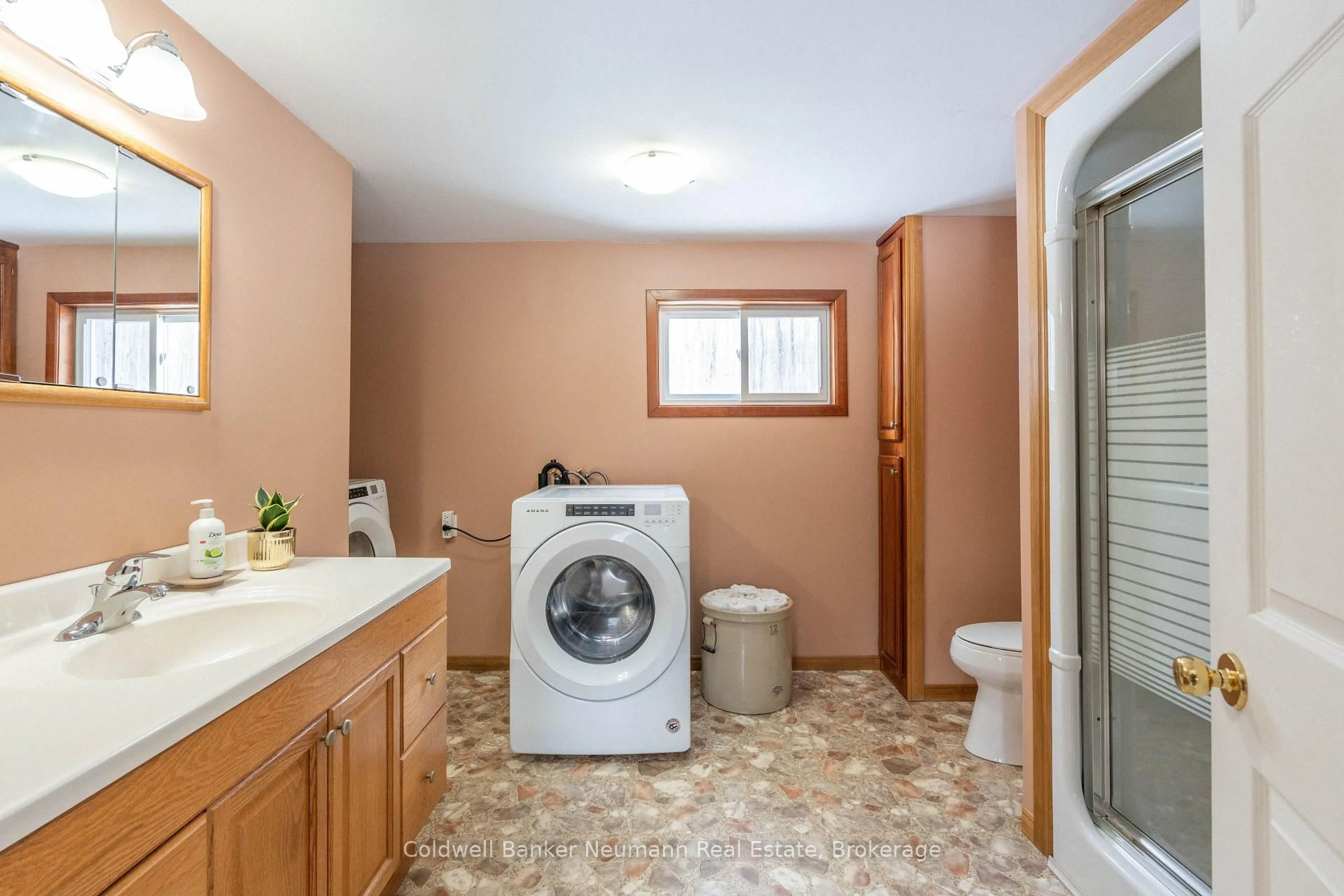 Laundry room for 825173 Grey Road 40 Rd, Grey Highlands Ontario N0C 1H0