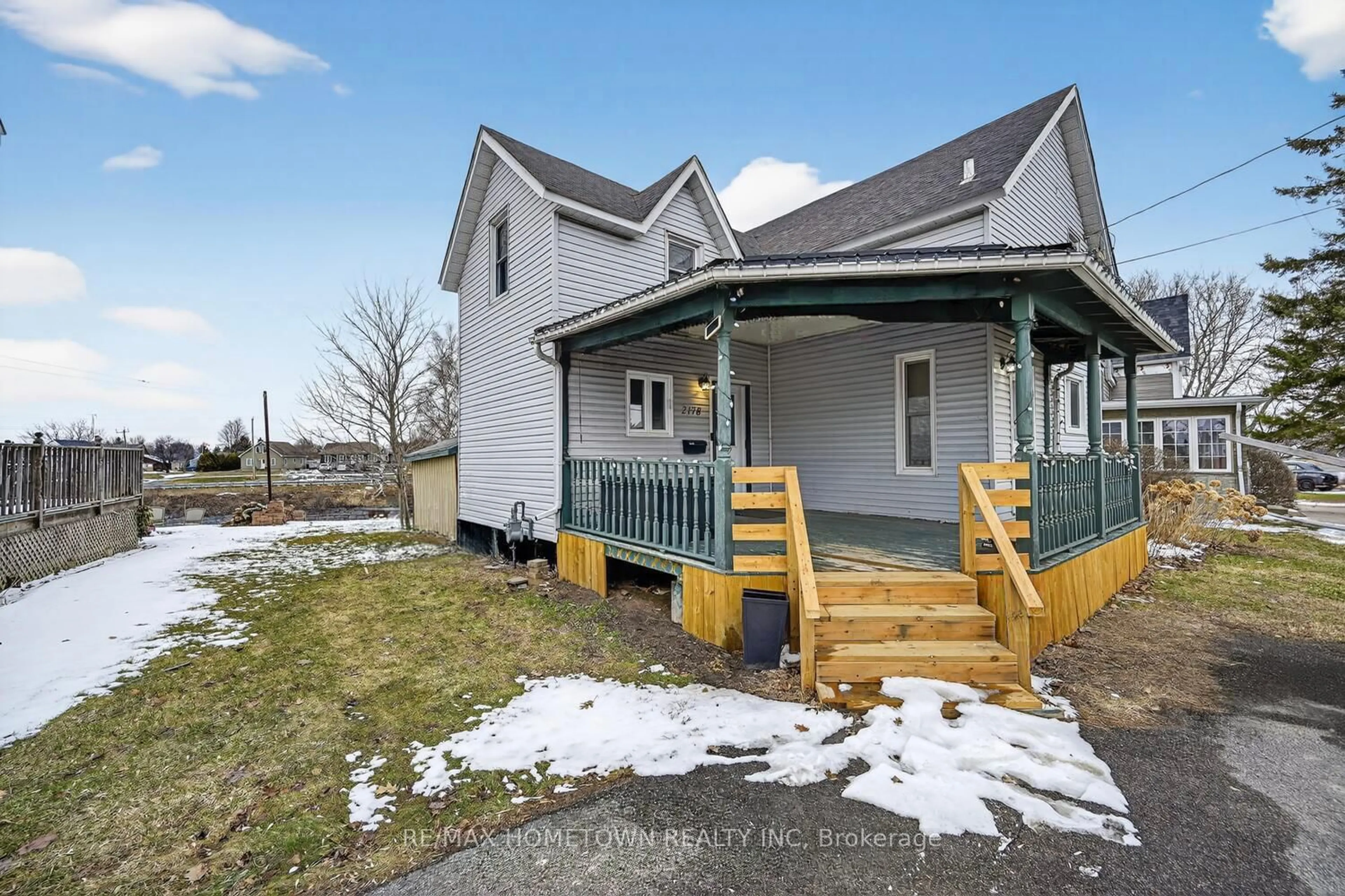 Unknown for 2178 Dundas St, Edwardsburgh/Cardinal Ontario K0E 1E0