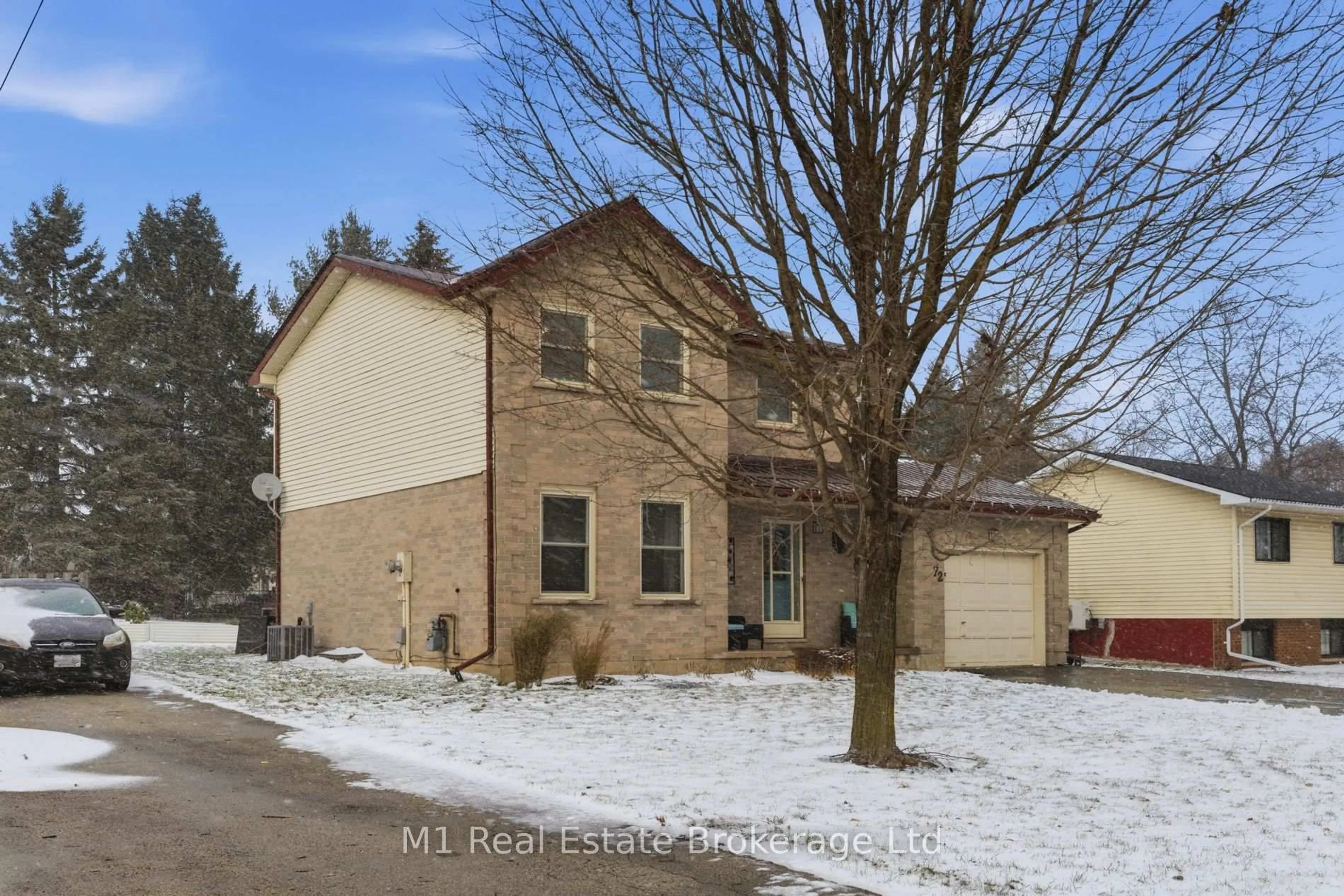 Home with brick exterior material, street for 72 Amaranth St, East Luther Grand Valley Ontario L9W 5L2