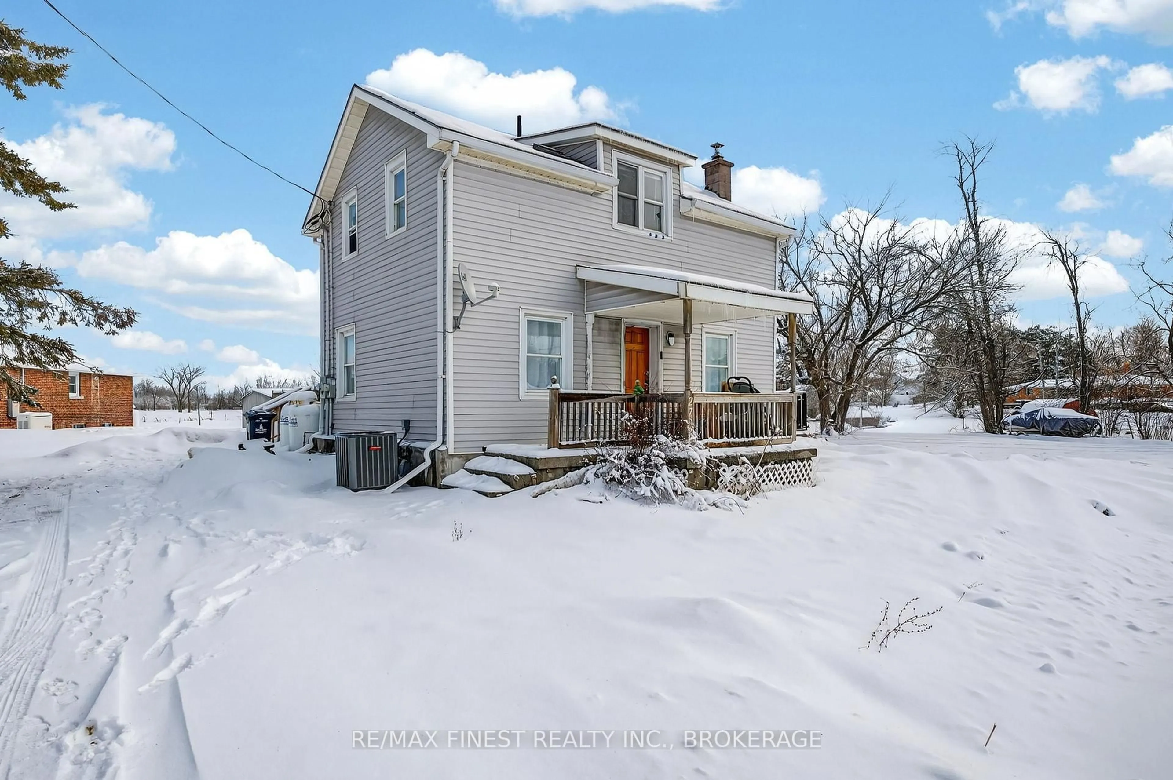 A pic from outside/outdoor area/front of a property/back of a property/a pic from drone, street for 2706 Highway 38, Mcdonalds Corners Ontario K0H 1M0