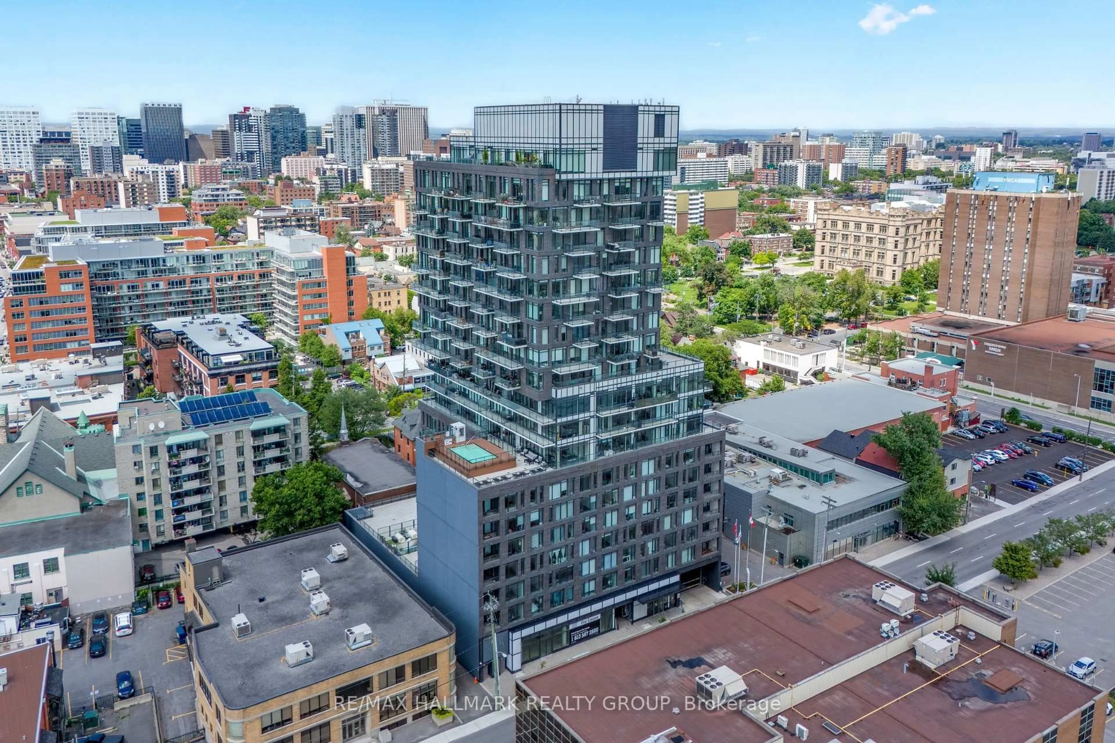 A pic from outside/outdoor area/front of a property/back of a property/a pic from drone, city buildings view from balcony for 203 Catherine St #601, Ottawa Ontario K2P 1J5