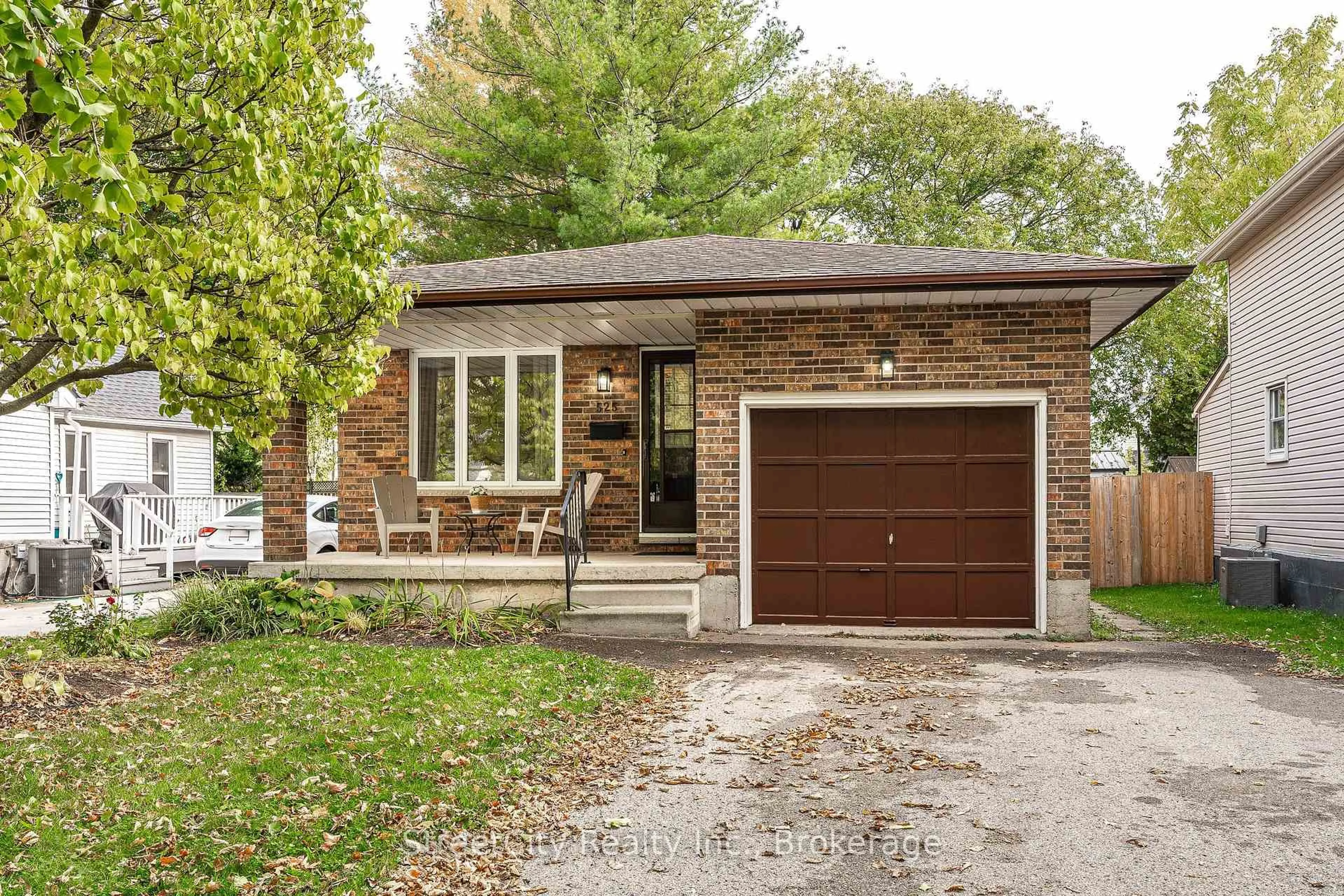 Home with brick exterior material, street for 525 Albert St, Stratford Ontario N5A 3L6