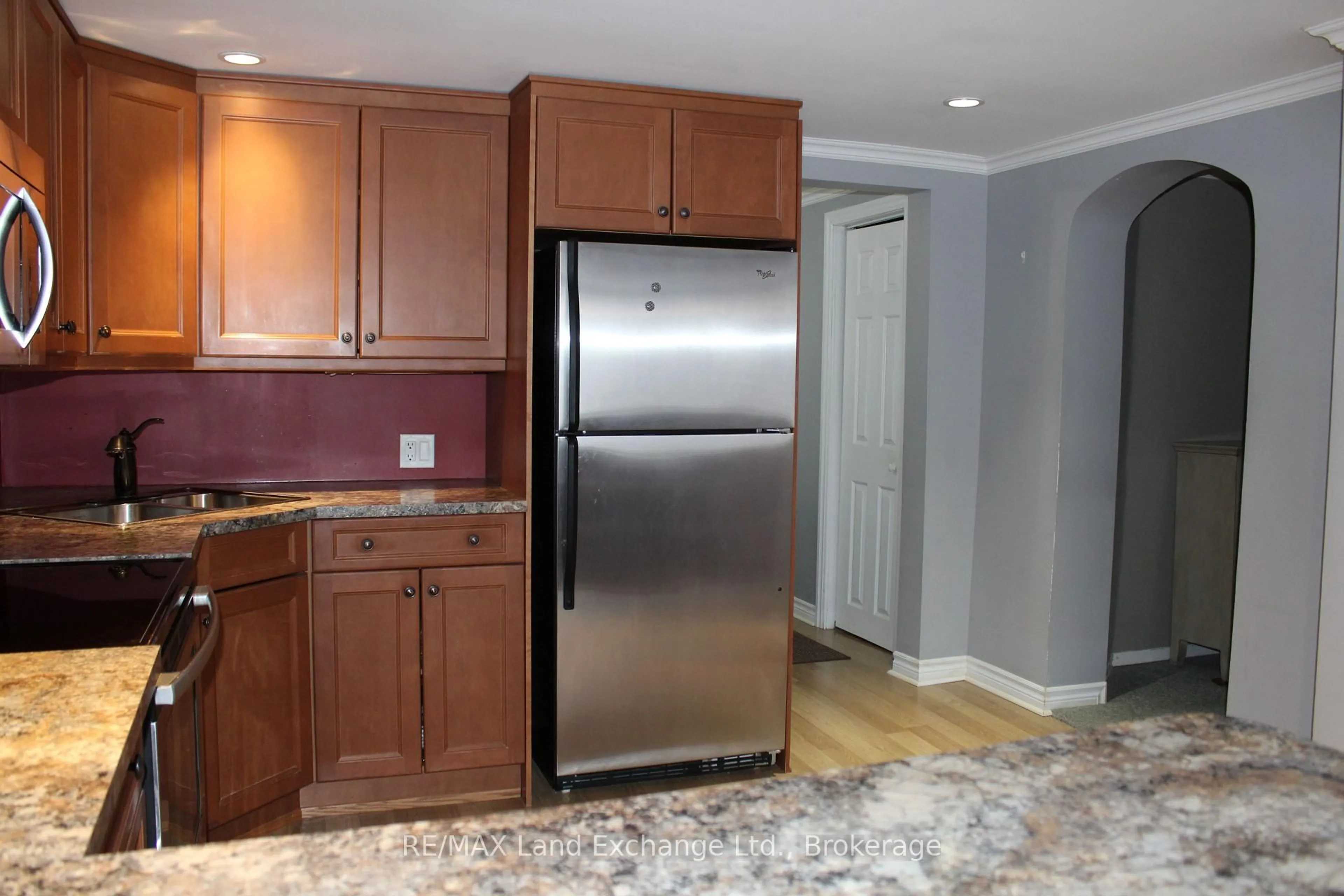 Standard kitchen, unknown for 317 Nelson St, Kincardine Ontario N2Z 1X7