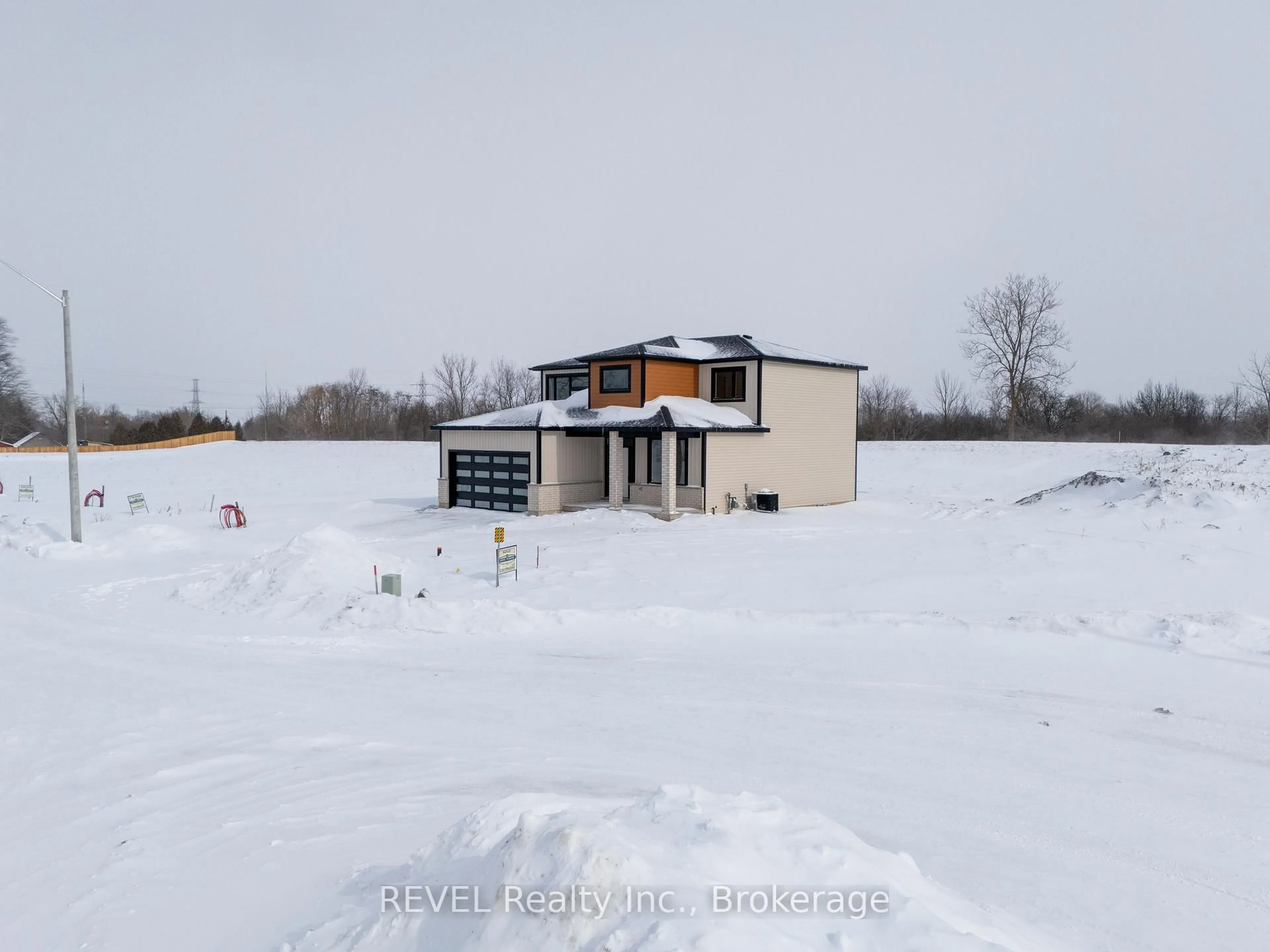 A pic from outside/outdoor area/front of a property/back of a property/a pic from drone, building for 40 Anchor Rd, Thorold Ontario L0S 1A0