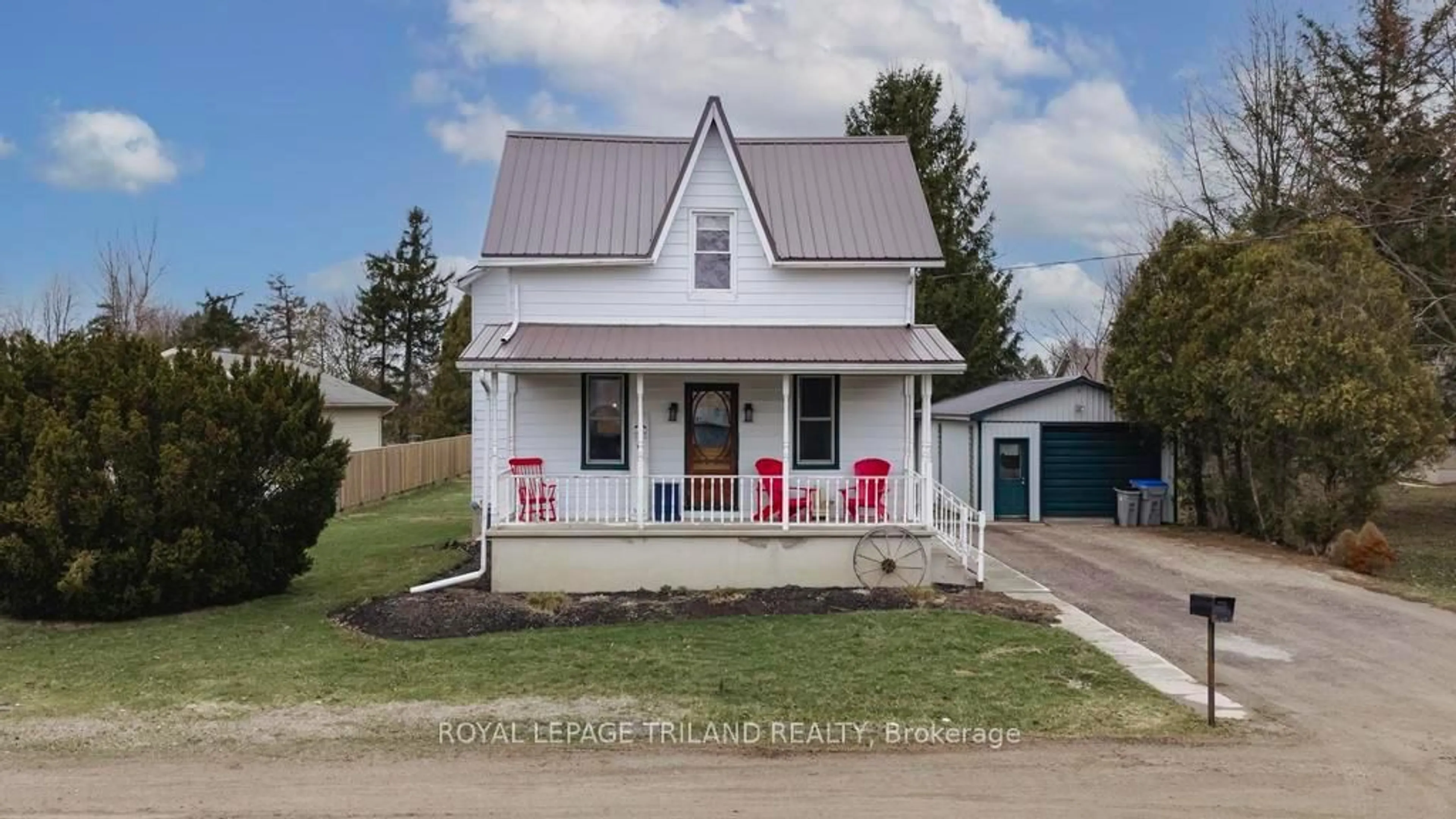 Home with vinyl exterior material, street for 36032 Greenway Rd, South Huron Ontario N0M 2K0