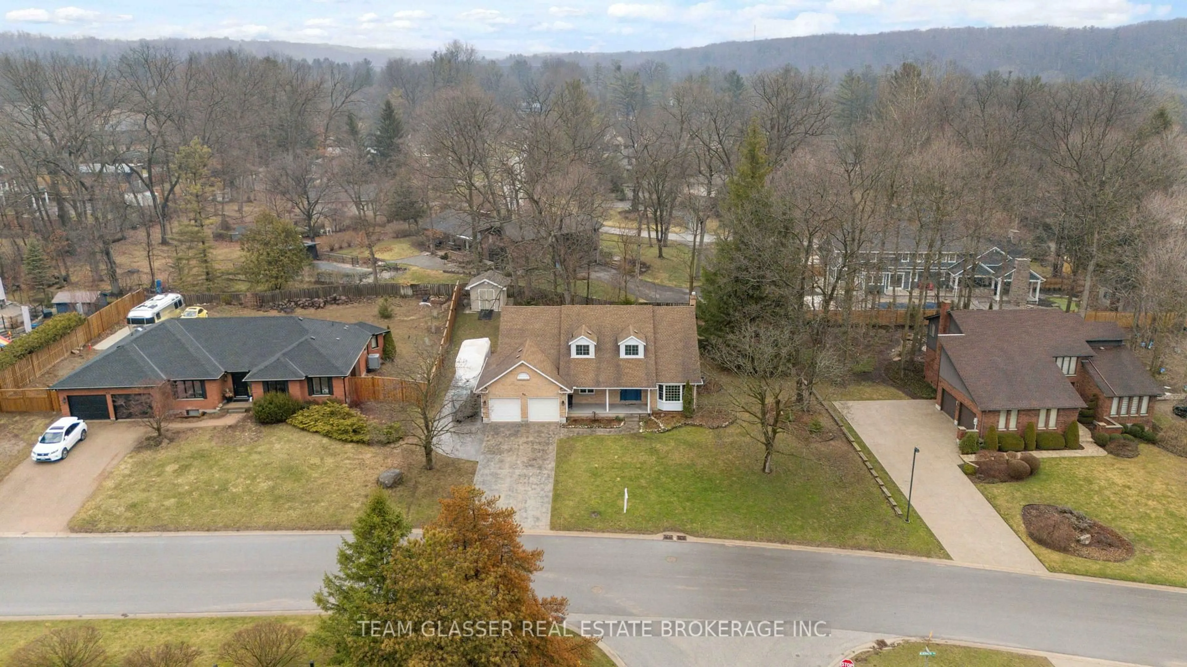 A pic from outside/outdoor area/front of a property/back of a property/a pic from drone, unknown for 86 BLACKBURN Cres, Middlesex Centre Ontario N0L 1R0