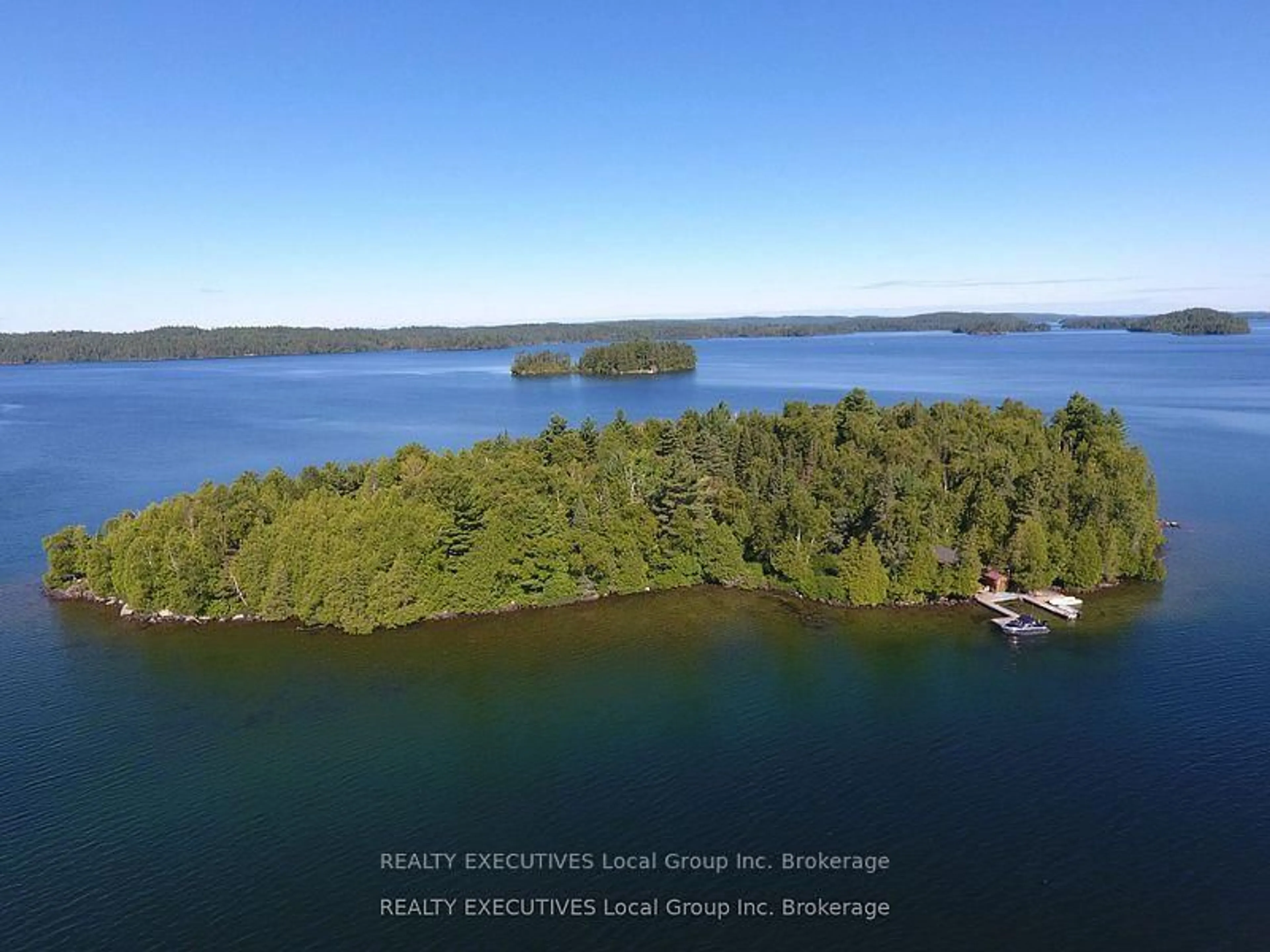 A pic from outside/outdoor area/front of a property/back of a property/a pic from drone, water/lake/river/ocean view for 855 Lake Temagami Island, Temagami Ontario P0H 2H0