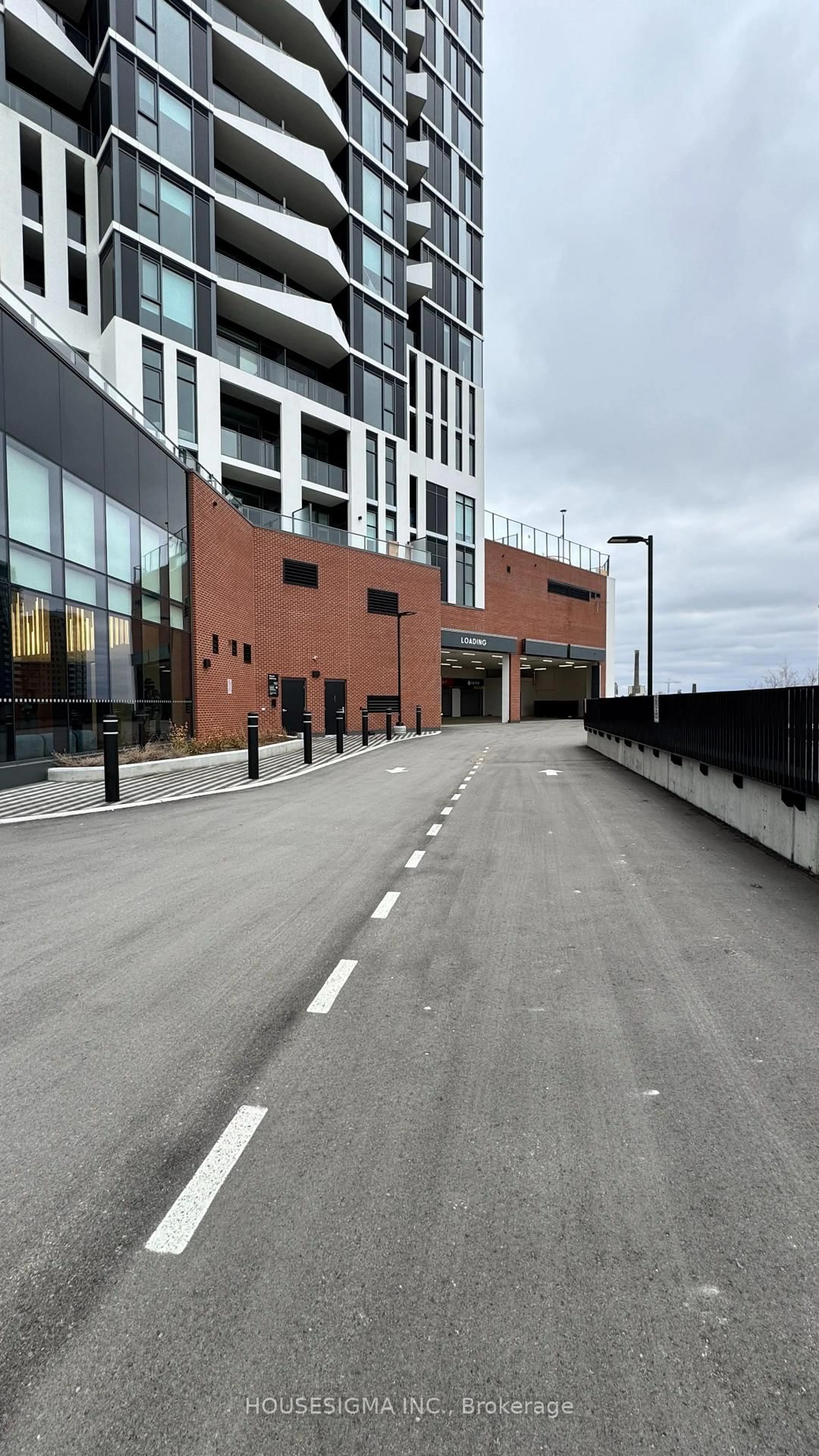 Unknown for 25 Wellington St #806, Kitchener Ontario N2G 0G5