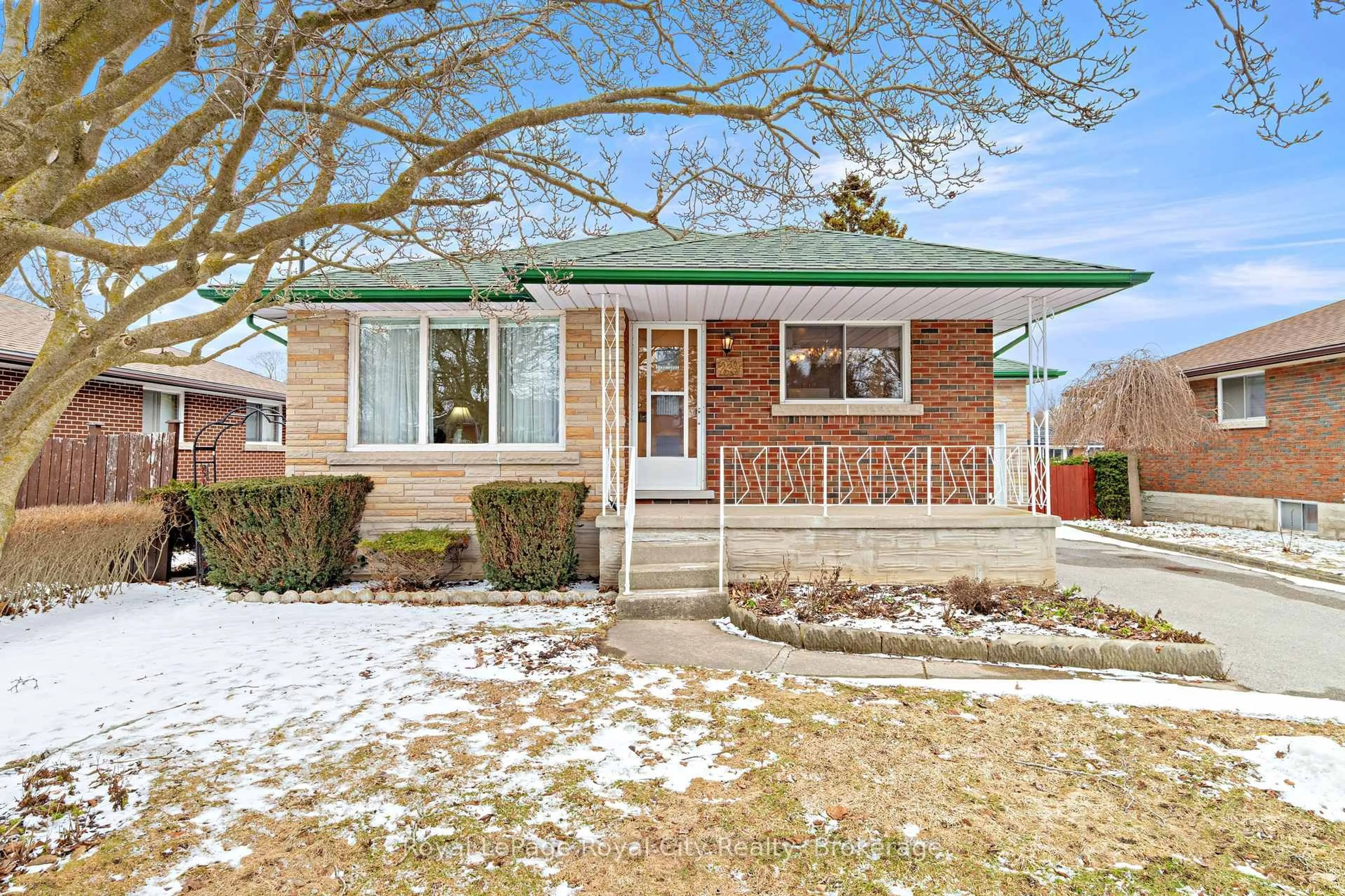 Home with brick exterior material, street for 29 Terry Blvd, Guelph Ontario N1E 1X6