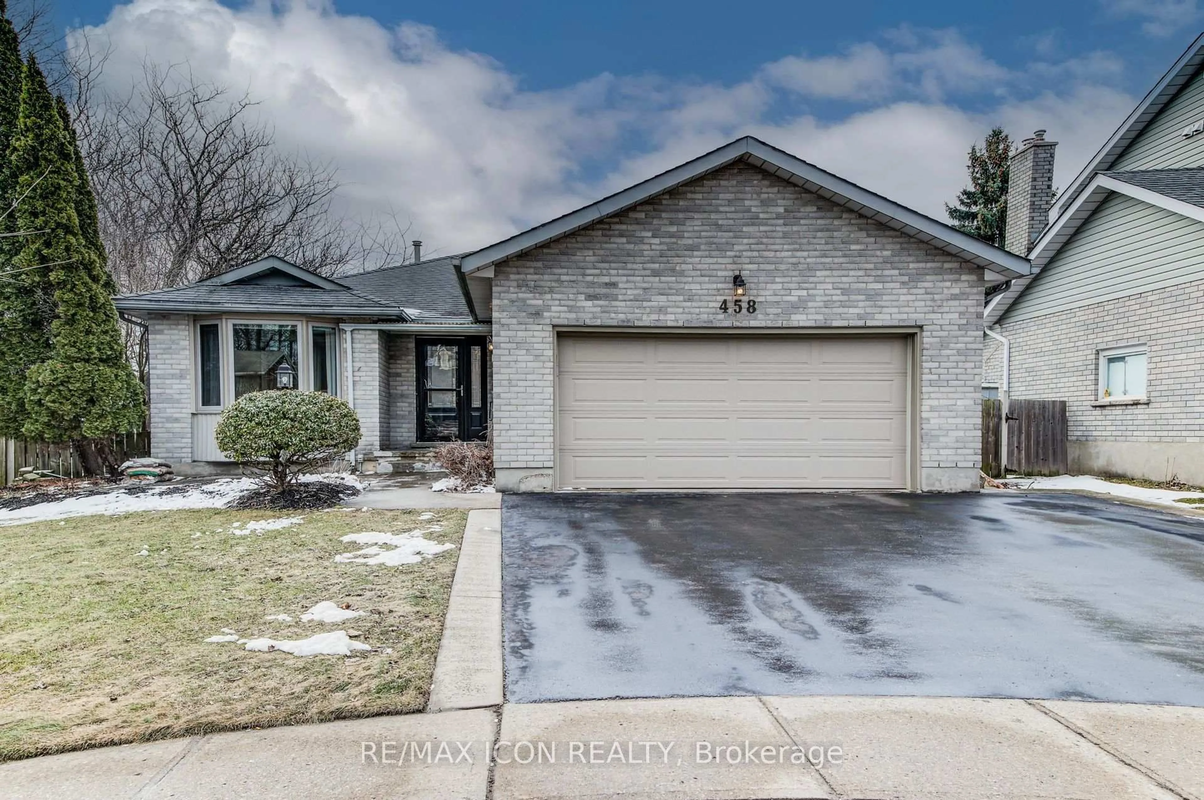 Unknown for 458 Winston Blvd, Cambridge Ontario N3C 3Y5