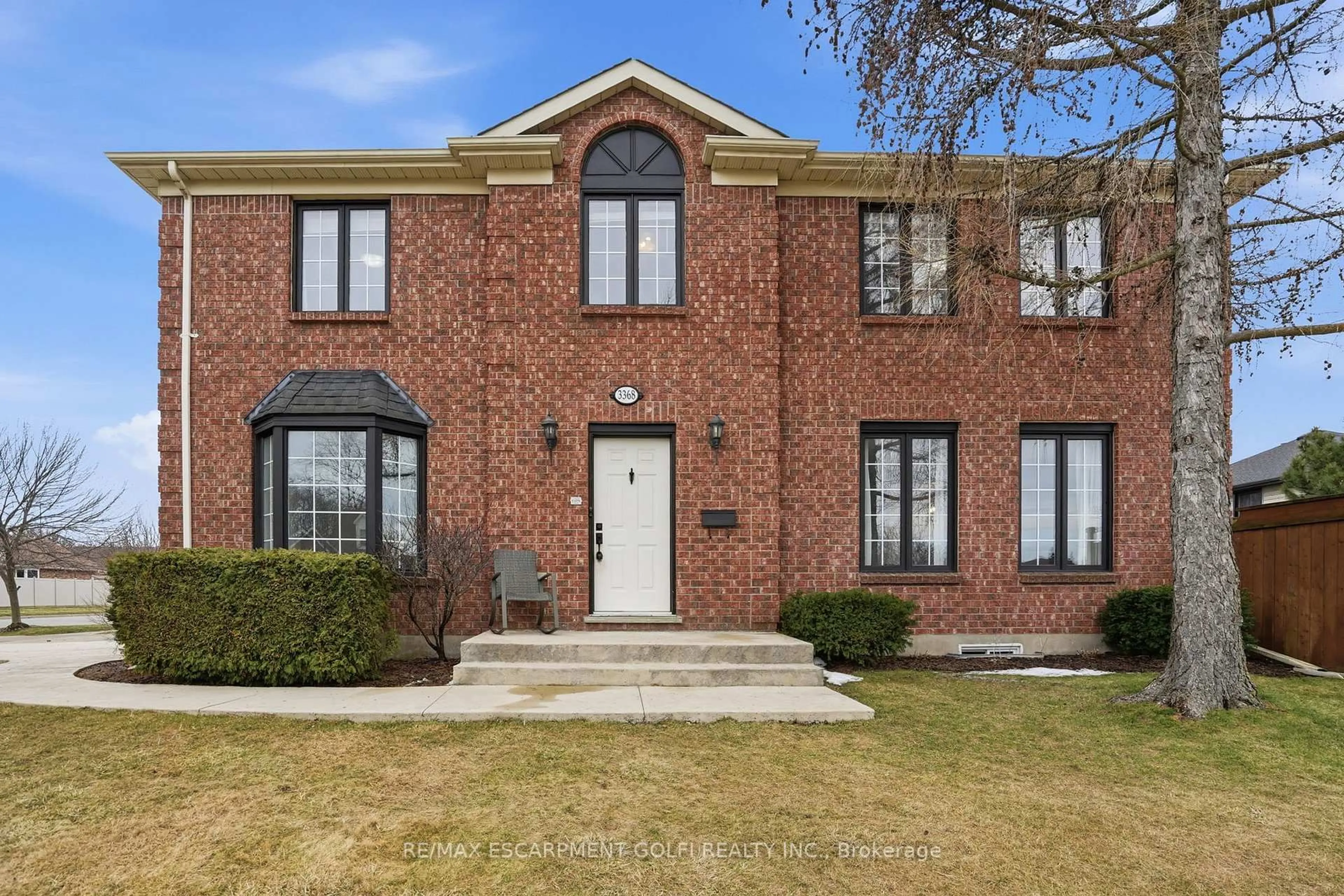 Home with brick exterior material, street for 3368 Cardinal Dr, Niagara Falls Ontario L2H 3A6
