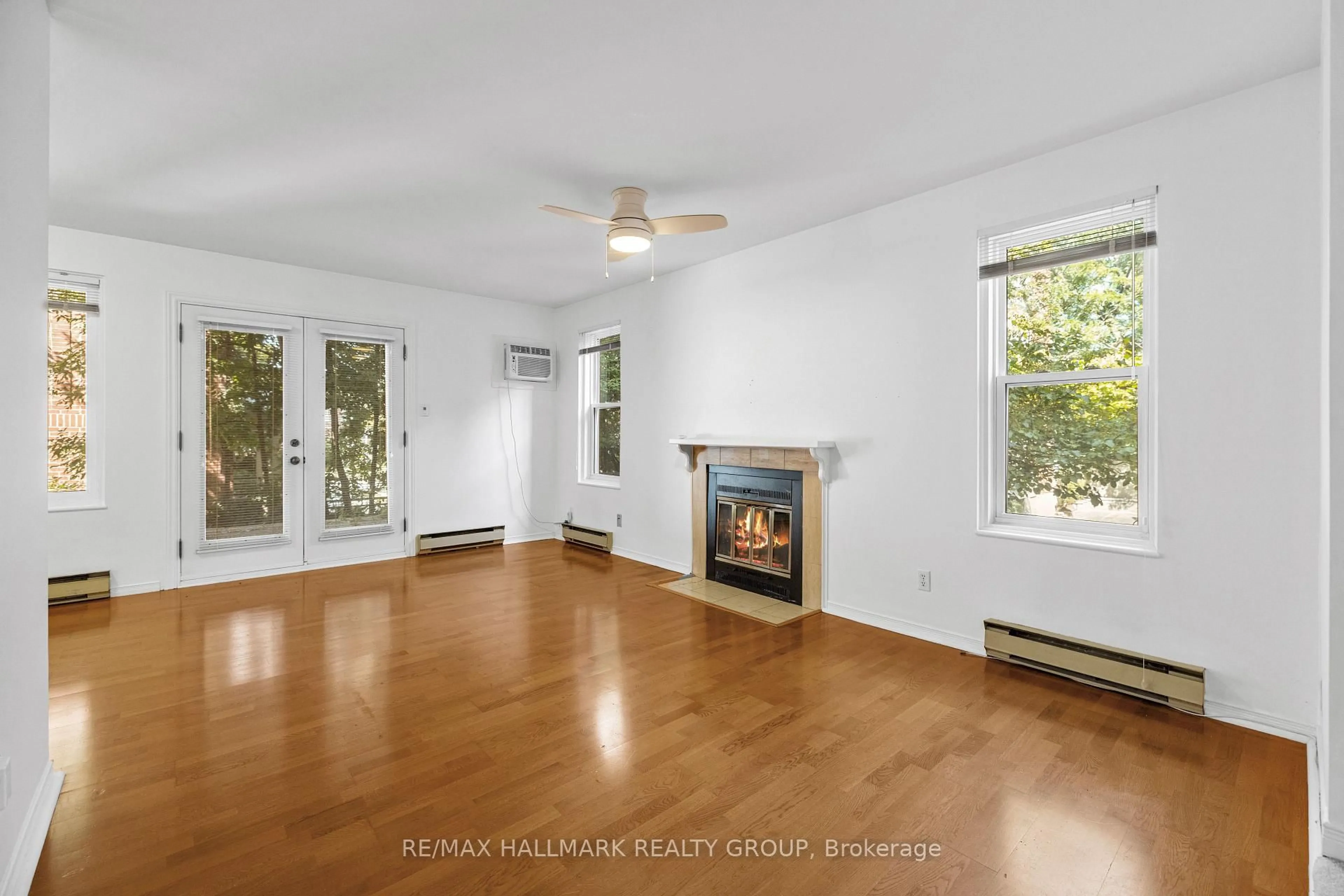 Unknown for 19 Montcalm St #2, Ottawa Ontario K1S 0A2