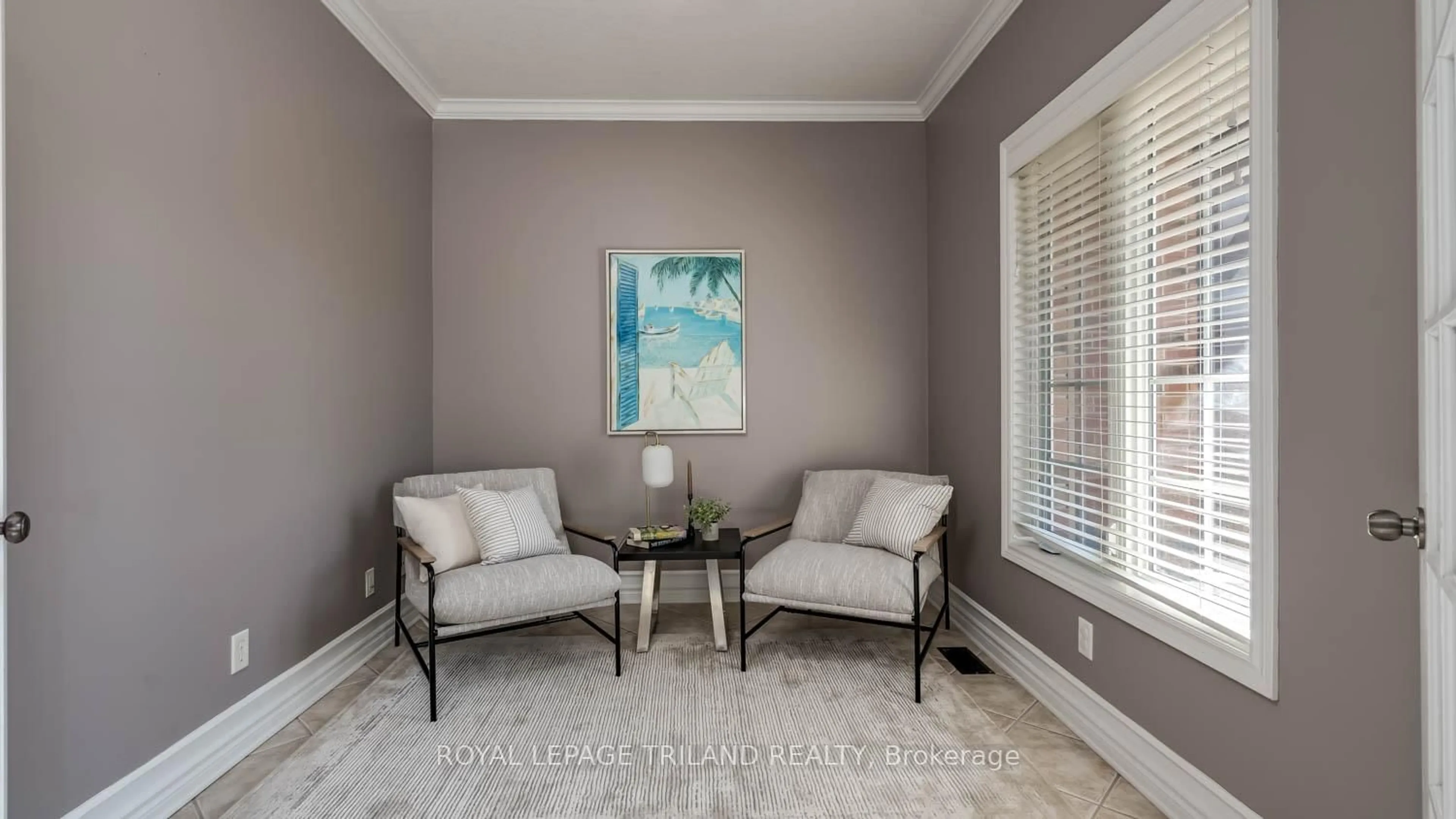 Living room with furniture, unknown for 100 Optimist Park Dr, London South Ontario N6K 4M1