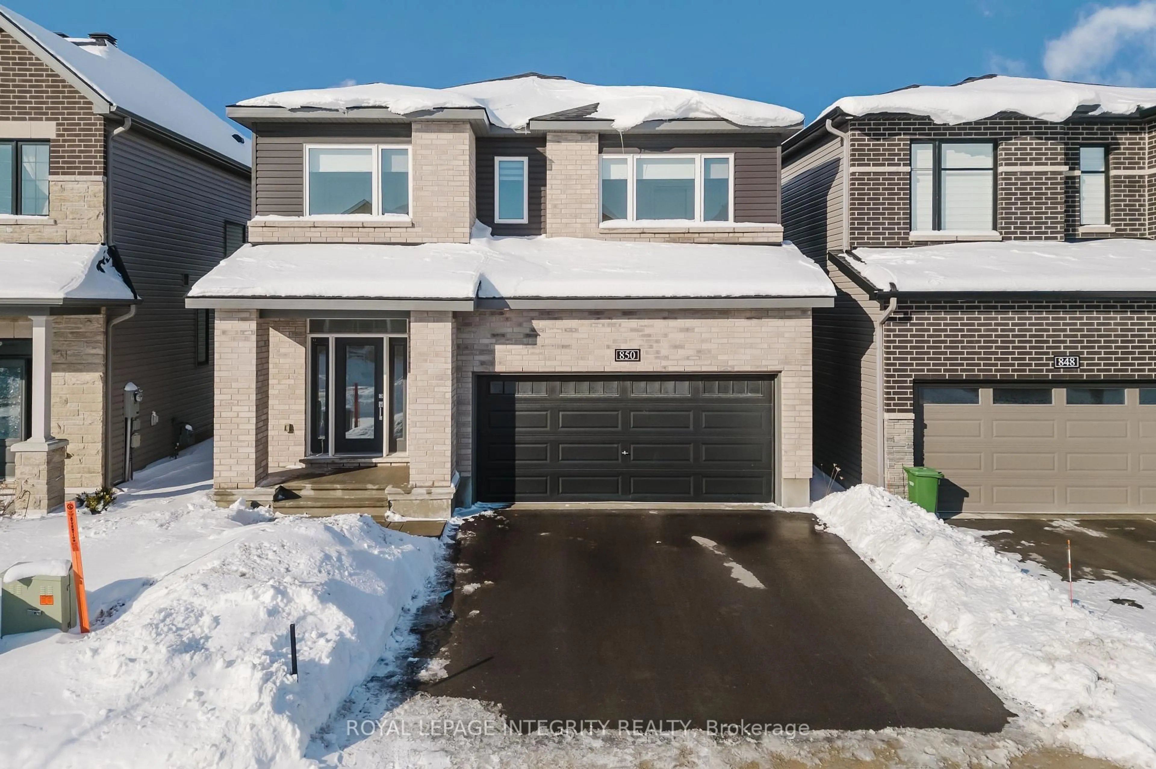 Home with brick exterior material, street for 850 Cappamore Dr, Ottawa Ontario K2C 3H2
