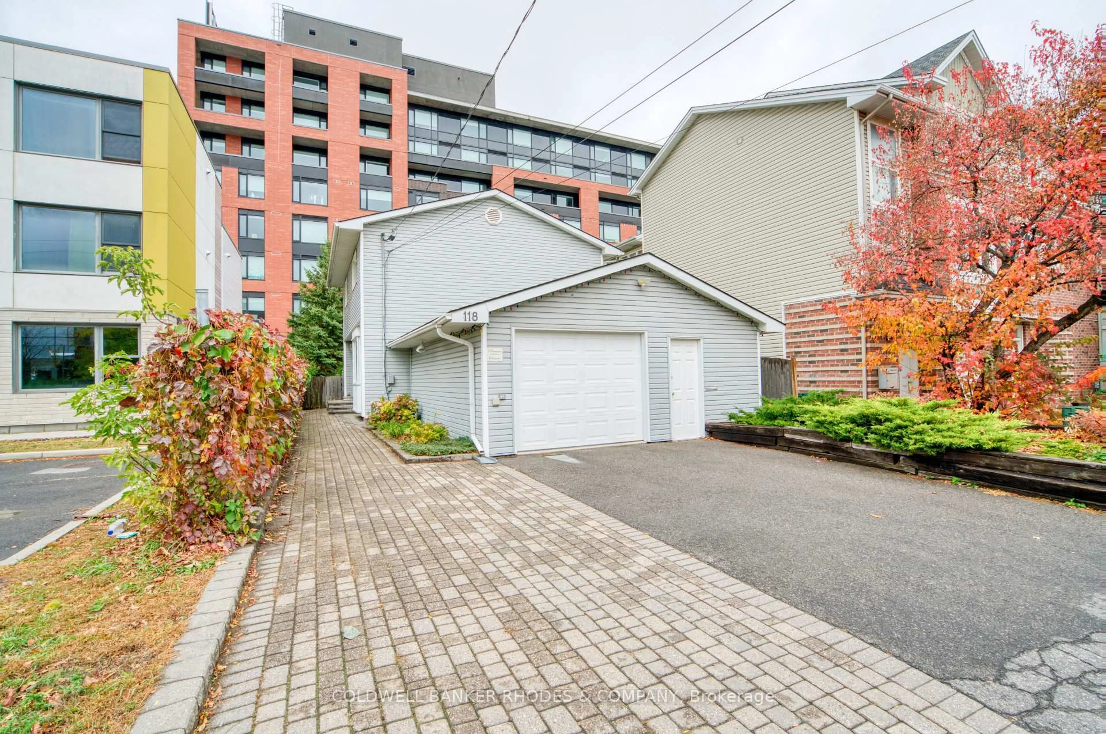 Unknown for 118 Robinson Ave, Ottawa Ontario K1N 8P1