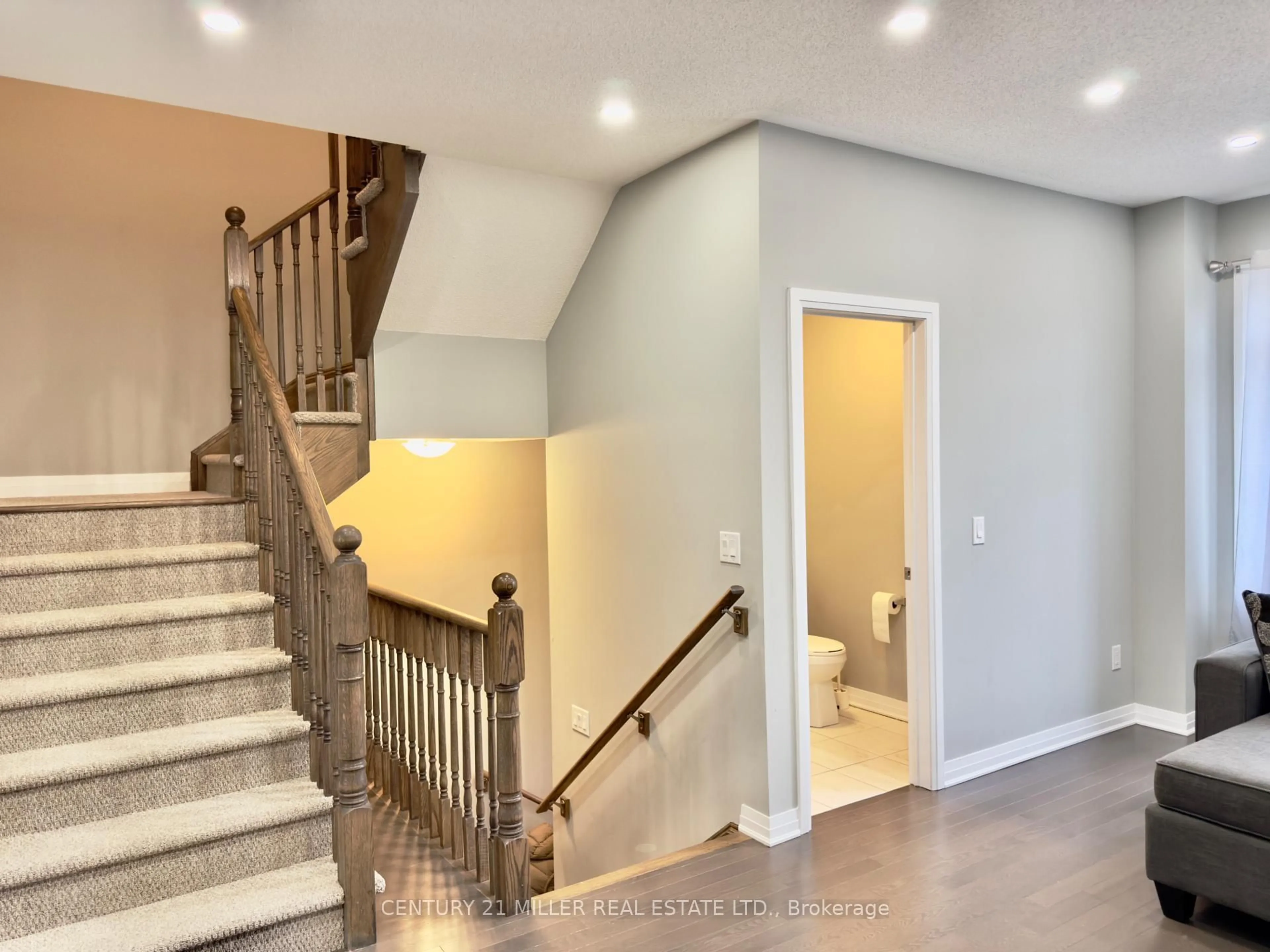 Unknown for 4074 Canby St, Lincoln Ontario L3J 0R6