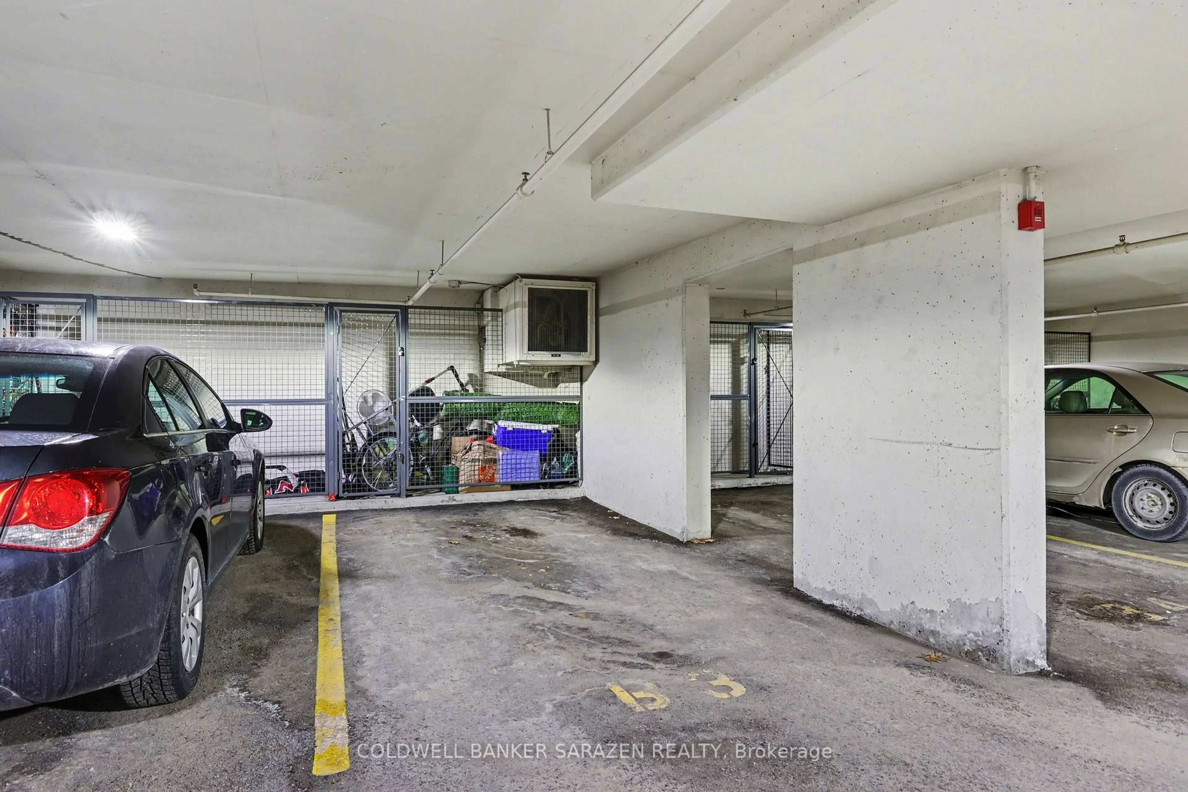 Indoor garage for 150 Caroline Ave #507, Ottawa Ontario K1Y 4X8