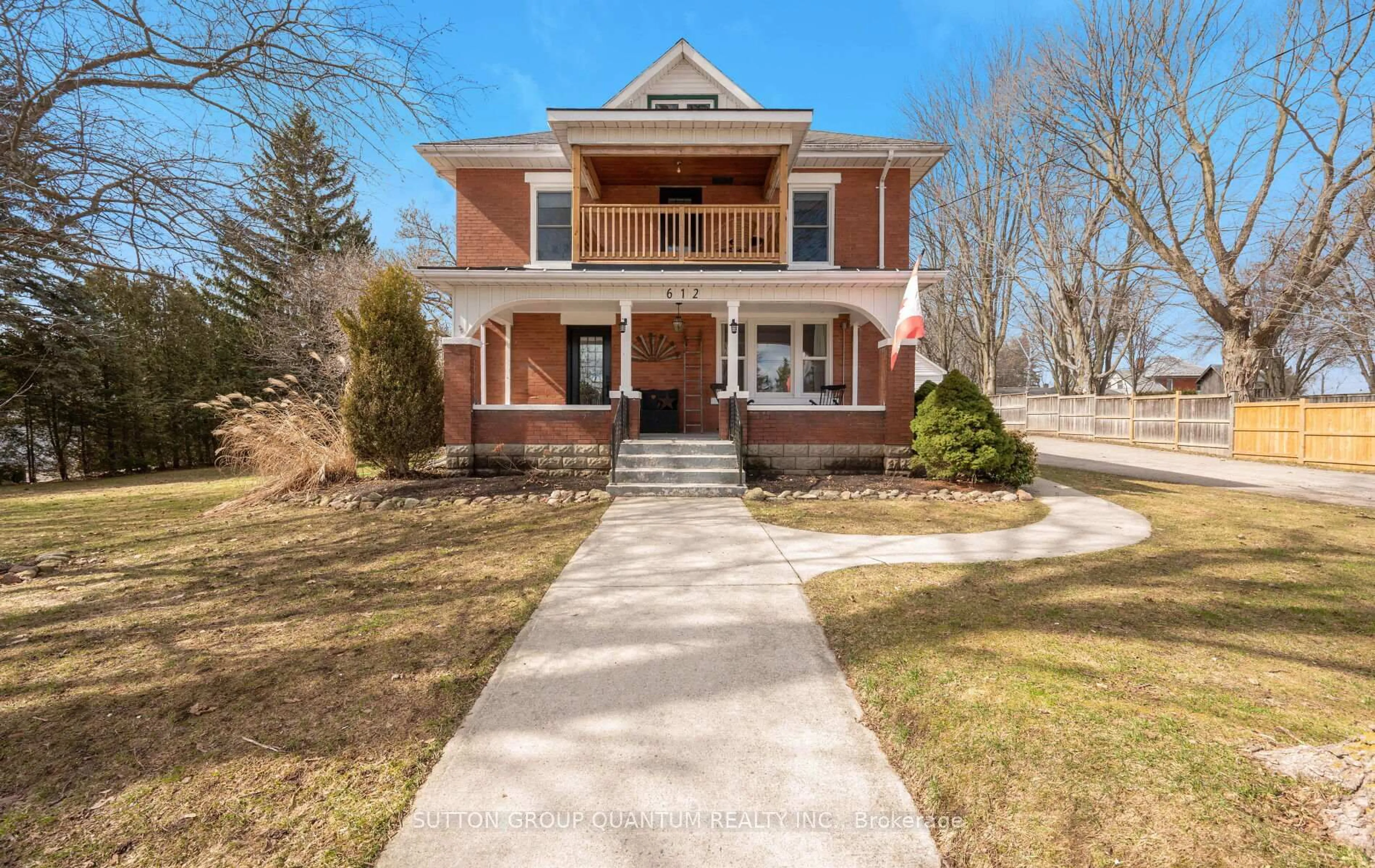 Home with brick exterior material, street for 612 MAIN St, Norwich Ontario N0J 1C0