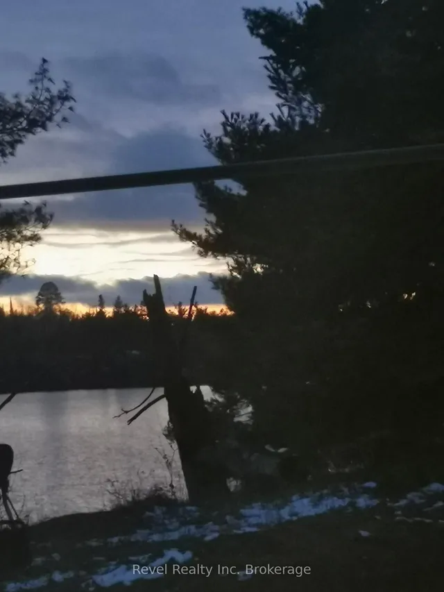 297 Nickel Lake Shores Rd, Rainy River 3