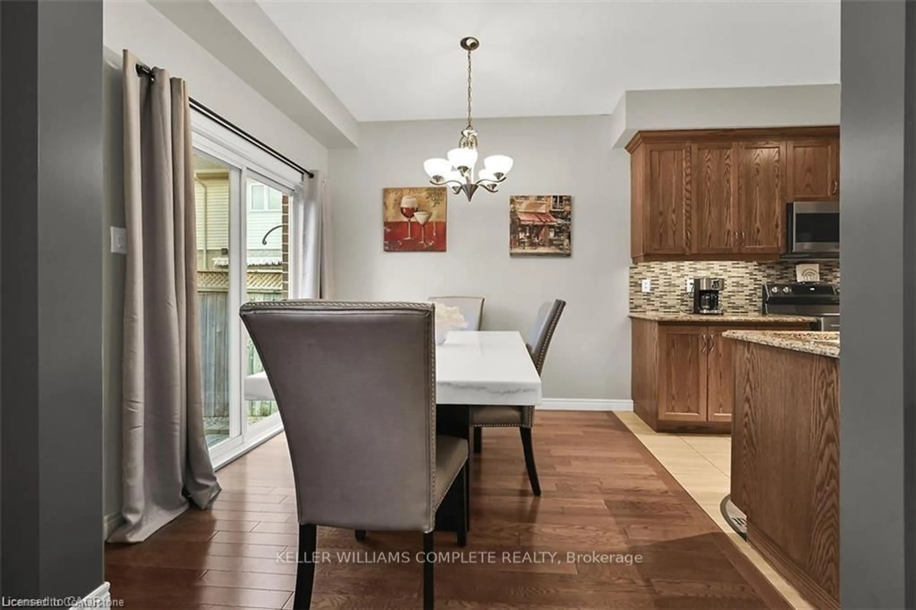 Dining room, unknown for 35 Willowbanks Terr, Hamilton Ontario L8E 0C3