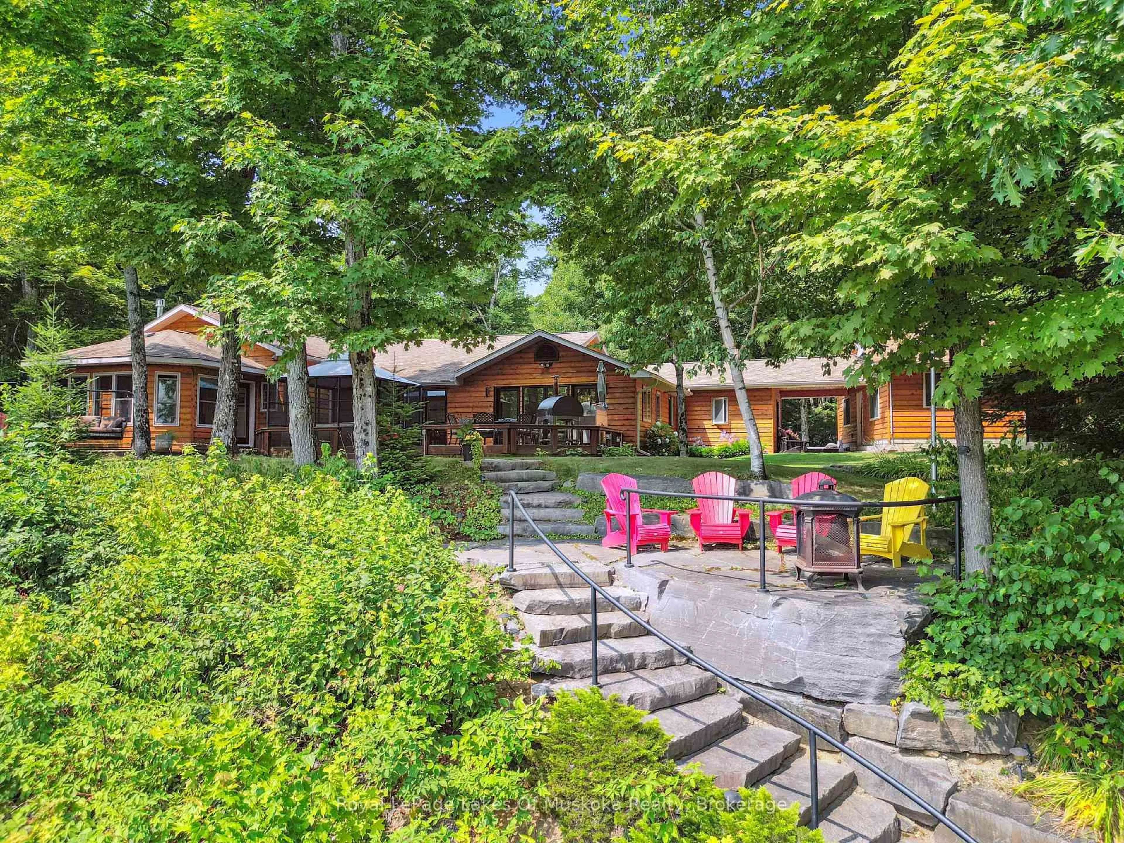 Patio, unknown for 1319 Wolf Circ, Algonquin Highlands Ontario P0A 1E0