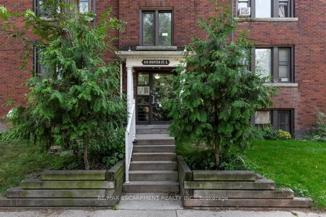 352 HUNTER St #1, Hamilton 2