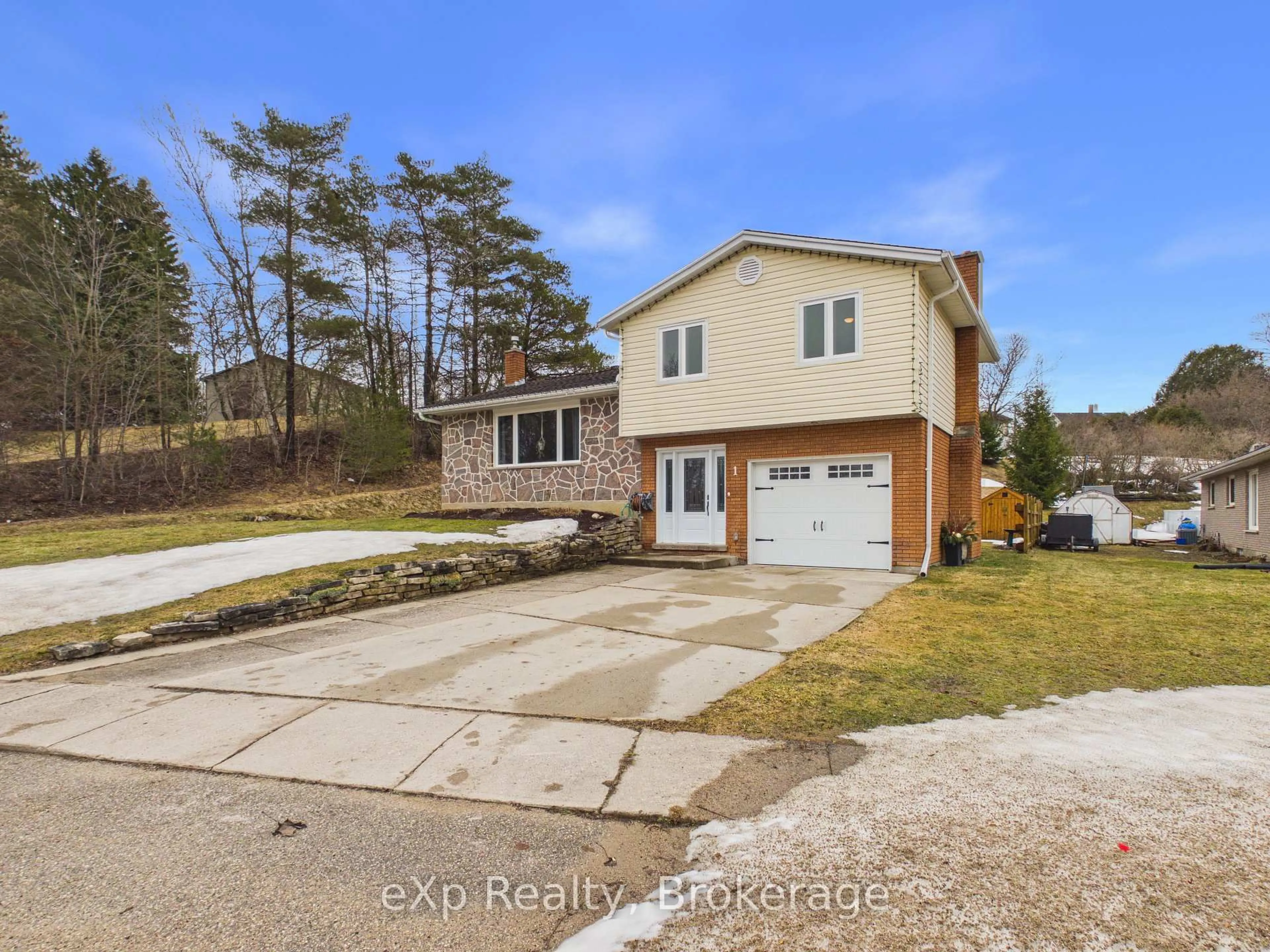 Unknown for 1 Centennial Dr, Brockton Ontario N0G 2V0