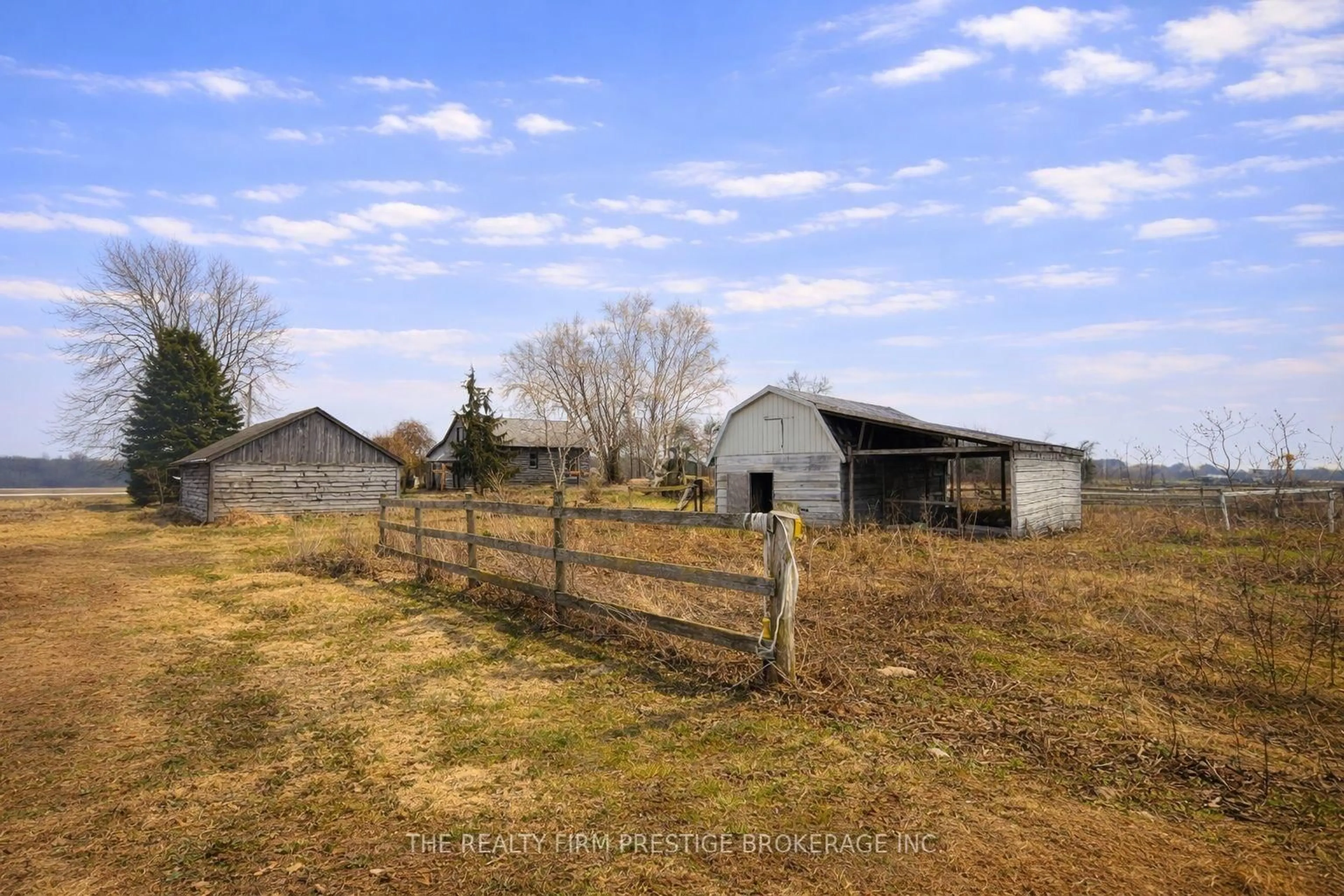 Shed for 23104 Johnston Line, West Elgin Ontario N0L 2C0